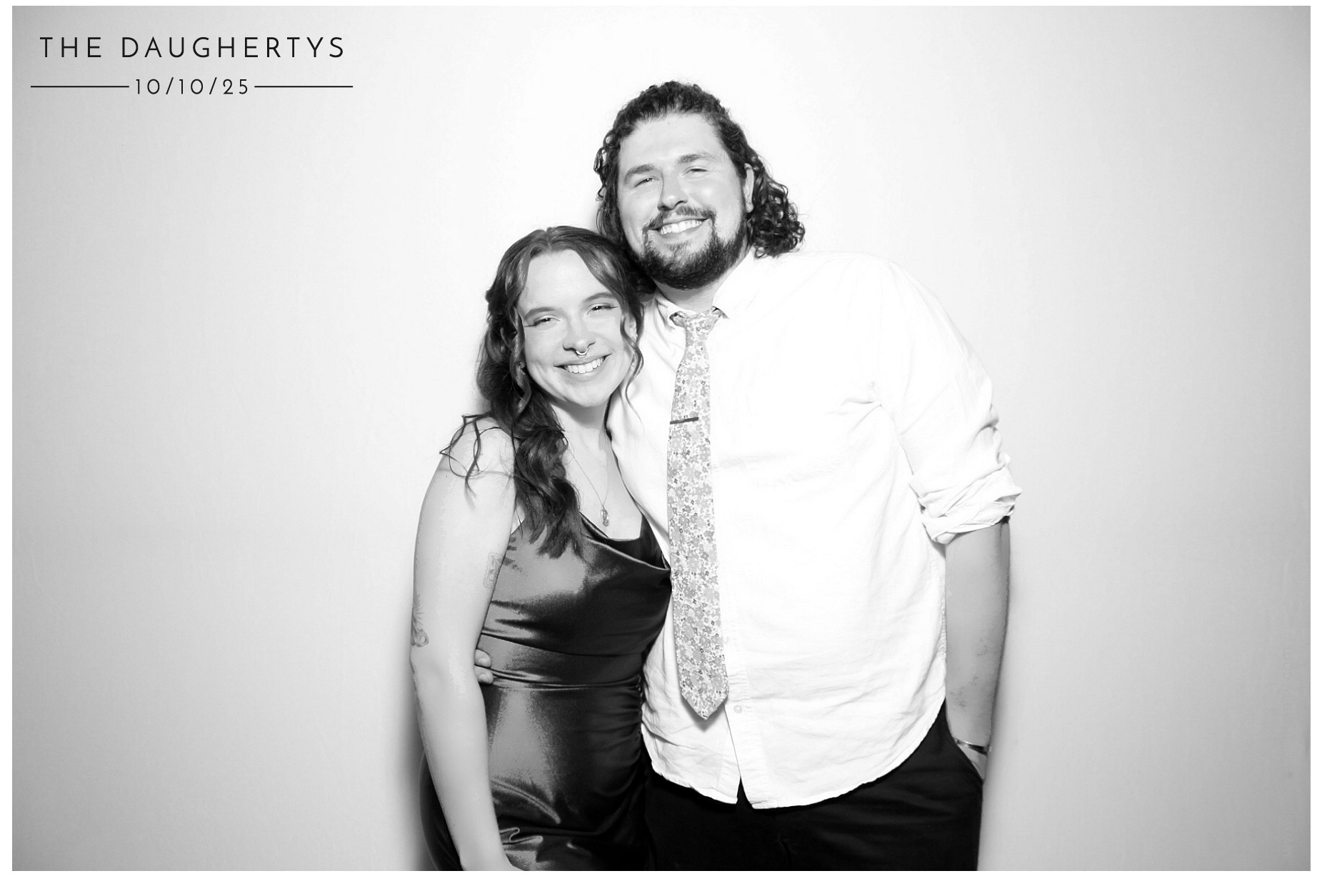 The Daugherty's | View more photos from the event at gallery.photoboothcincy.com/u/PhotoBoothCincy/The-Daughertys