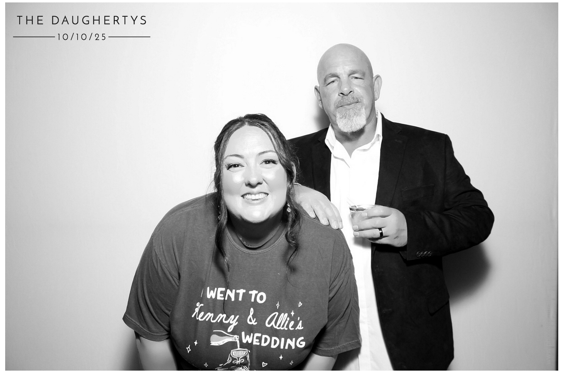 The Daugherty's | View more photos from the event at gallery.photoboothcincy.com/u/PhotoBoothCincy/The-Daughertys