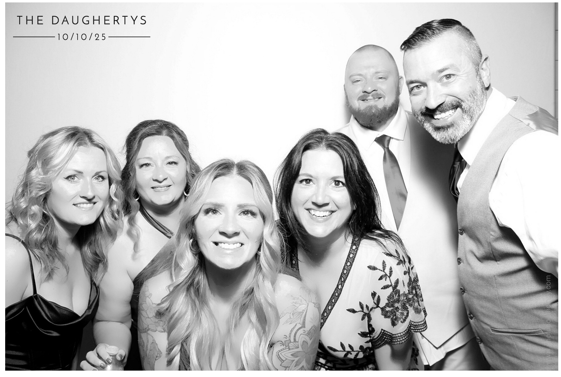 The Daugherty's | View more photos from the event at gallery.photoboothcincy.com/u/PhotoBoothCincy/The-Daughertys