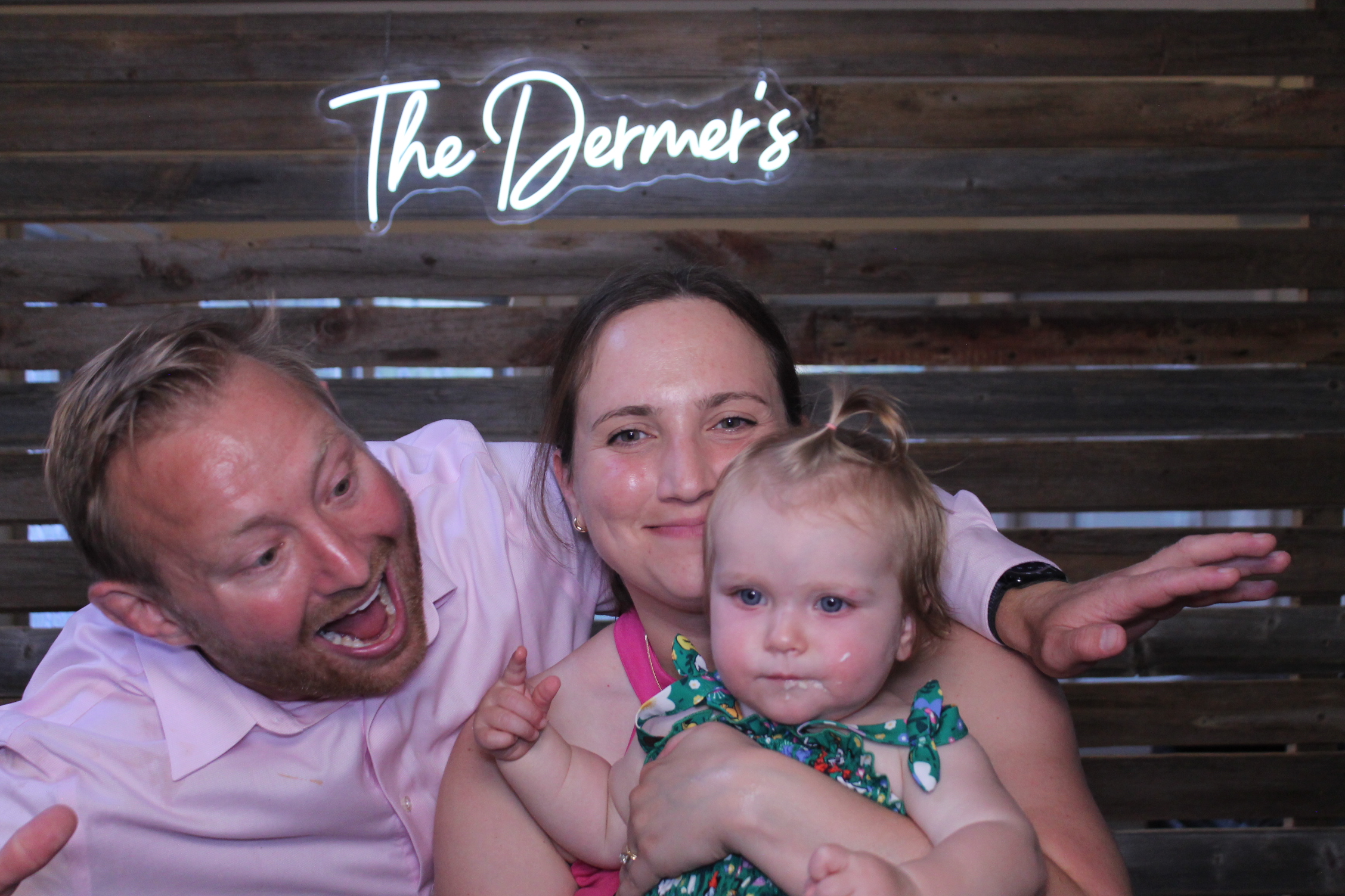 The Dermers | View more photos from the event at gallery.photoboothcincy.com/u/PhotoBoothCincy/The-Dermers