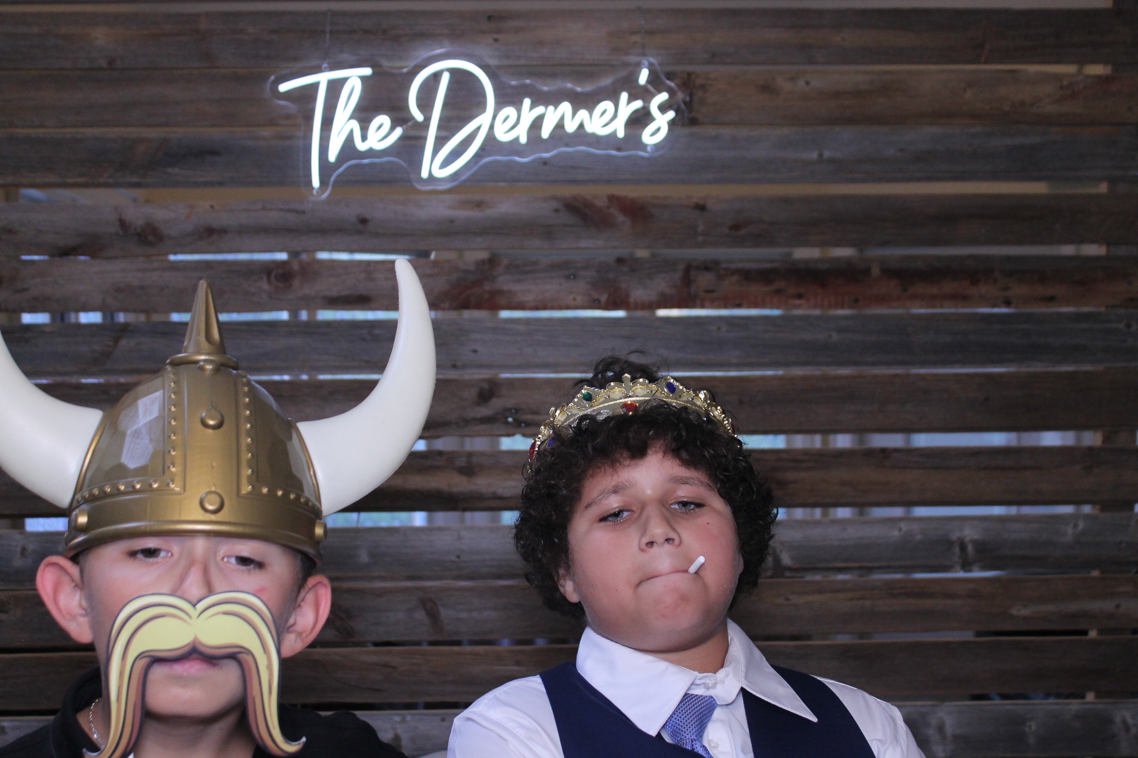 The Dermers | View more photos from the event at gallery.photoboothcincy.com/u/PhotoBoothCincy/The-Dermers