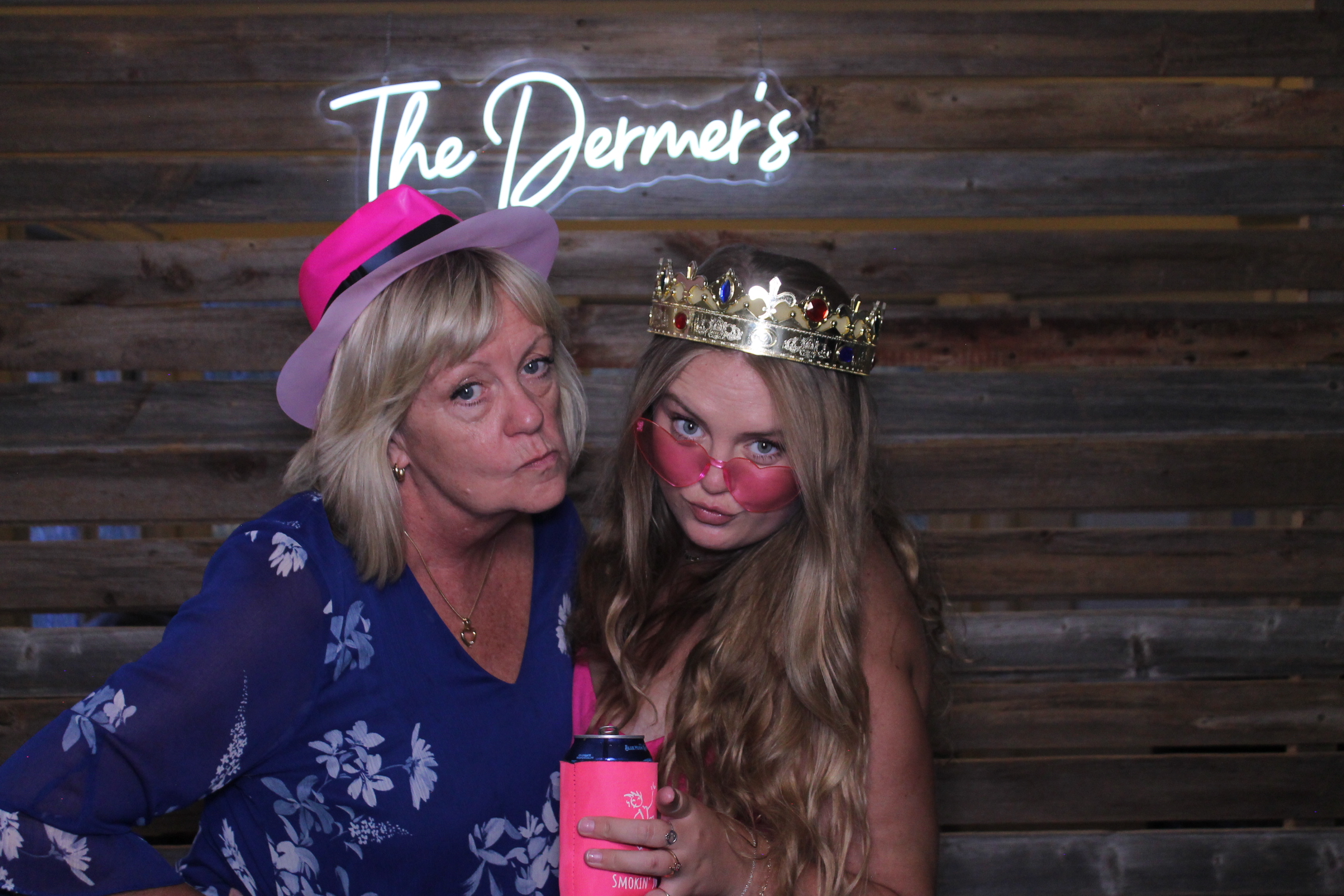 The Dermers | View more photos from the event at gallery.photoboothcincy.com/u/PhotoBoothCincy/The-Dermers