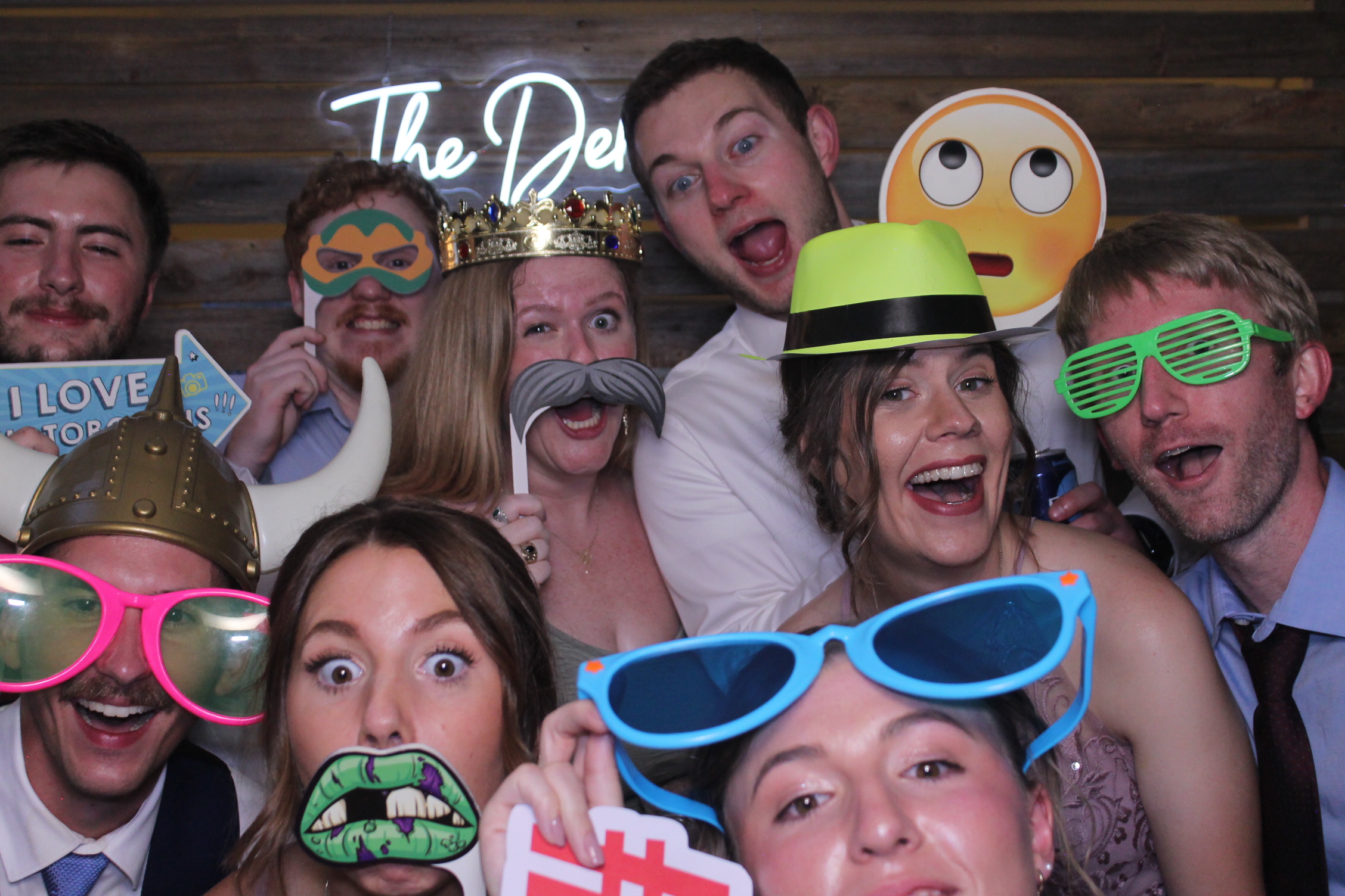 The Dermers | View more photos from the event at gallery.photoboothcincy.com/u/PhotoBoothCincy/The-Dermers
