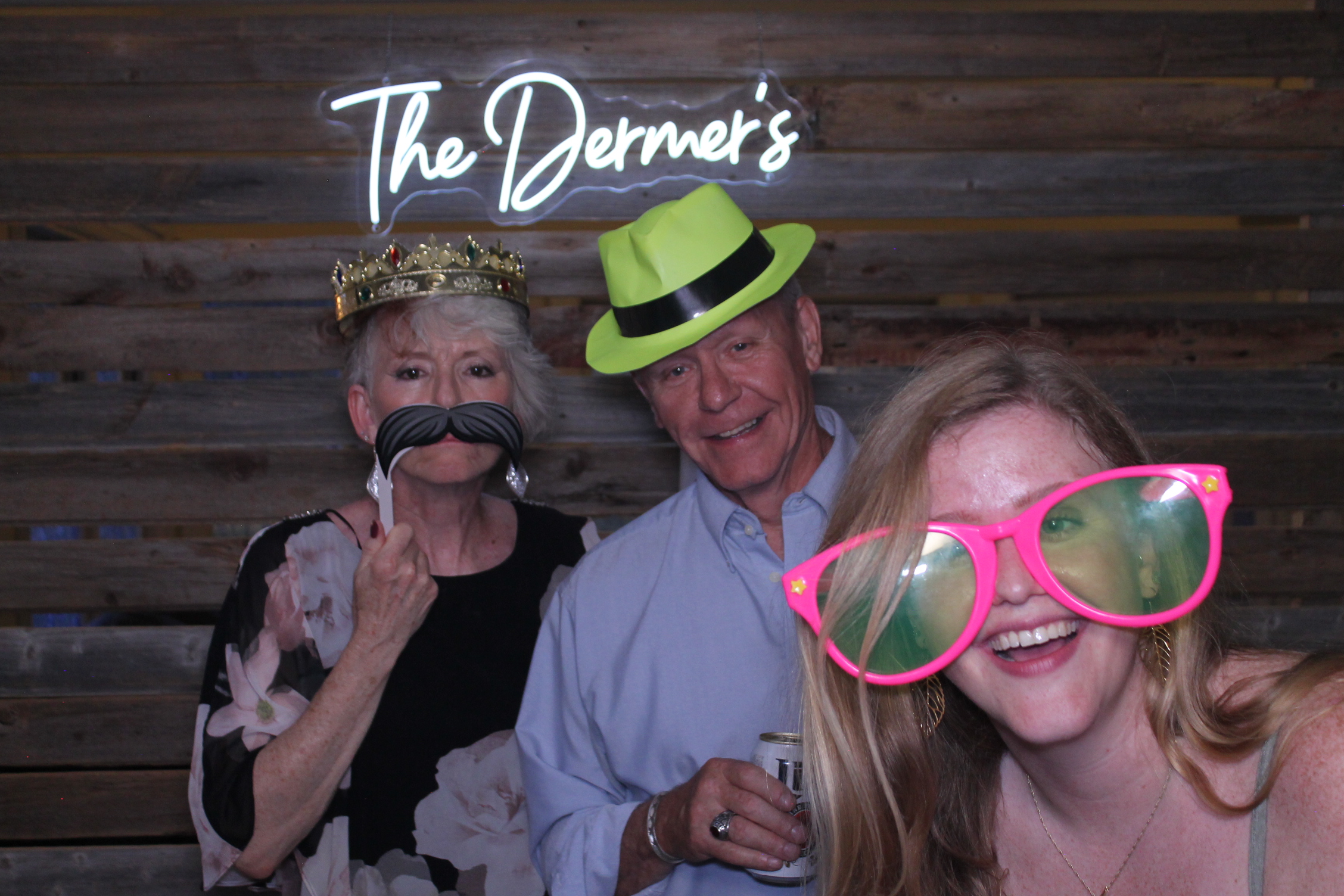 The Dermers | View more photos from the event at gallery.photoboothcincy.com/u/PhotoBoothCincy/The-Dermers