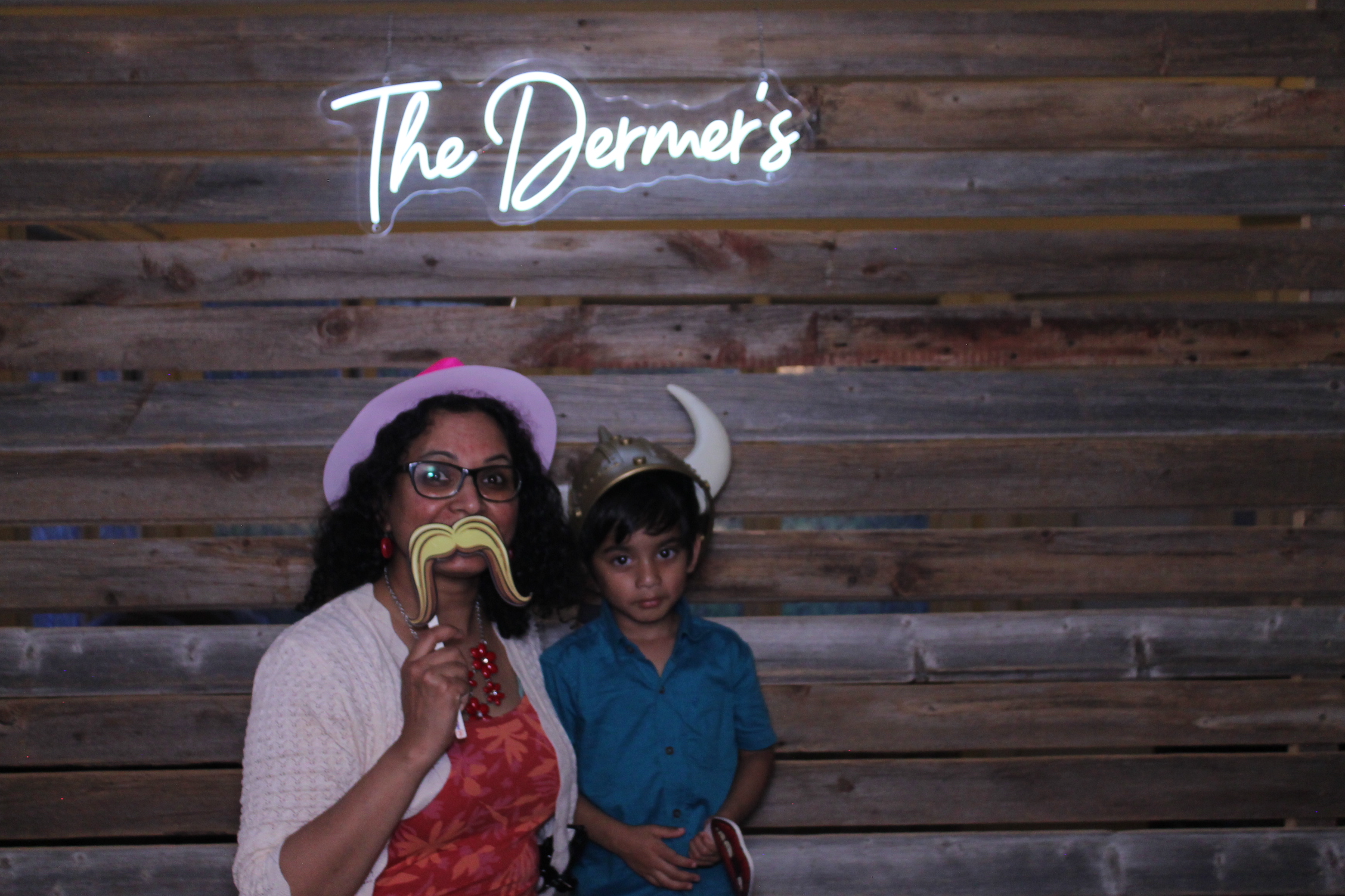 The Dermers | View more photos from the event at gallery.photoboothcincy.com/u/PhotoBoothCincy/The-Dermers