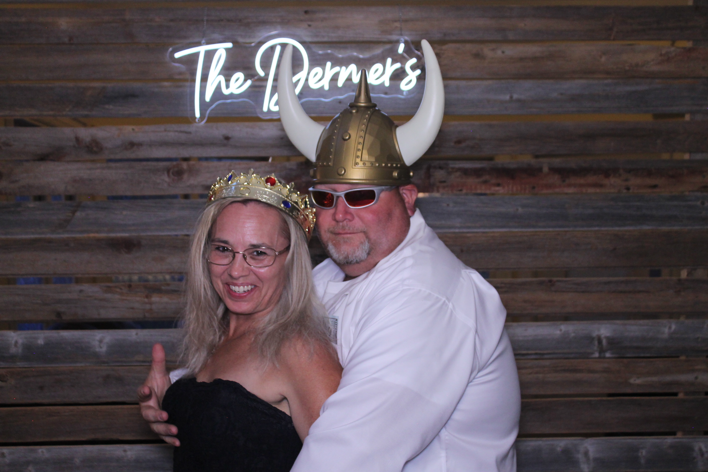 The Dermers | View more photos from the event at gallery.photoboothcincy.com/u/PhotoBoothCincy/The-Dermers