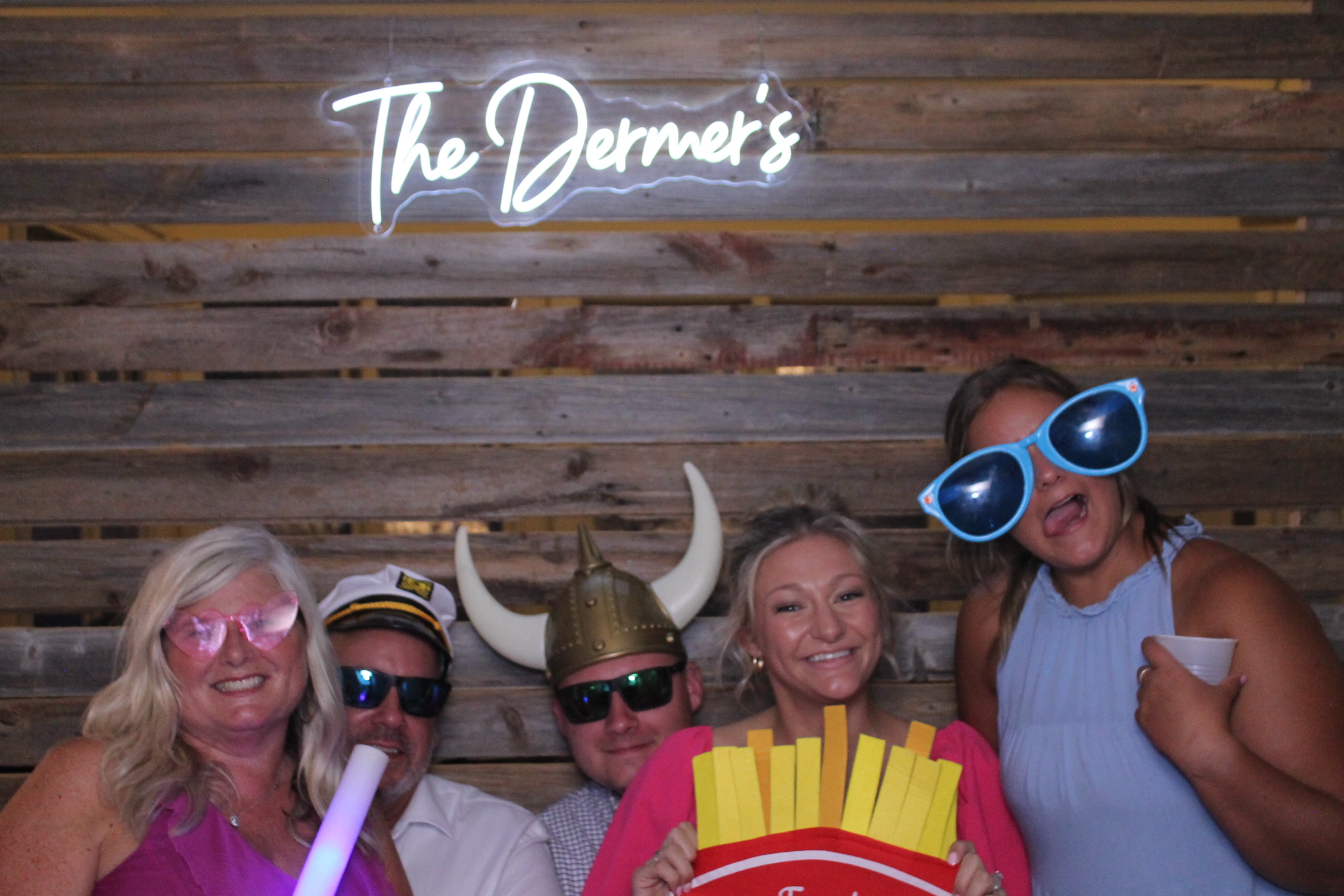 The Dermers | View more photos from the event at gallery.photoboothcincy.com/u/PhotoBoothCincy/The-Dermers