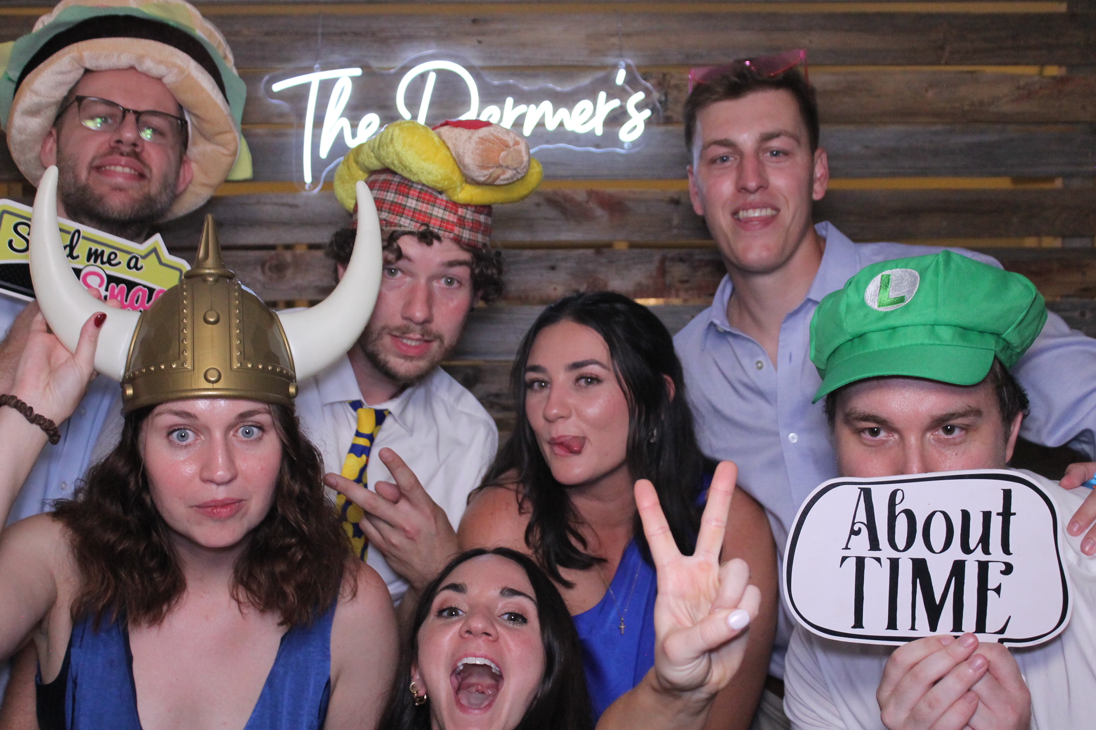 The Dermers | View more photos from the event at gallery.photoboothcincy.com/u/PhotoBoothCincy/The-Dermers