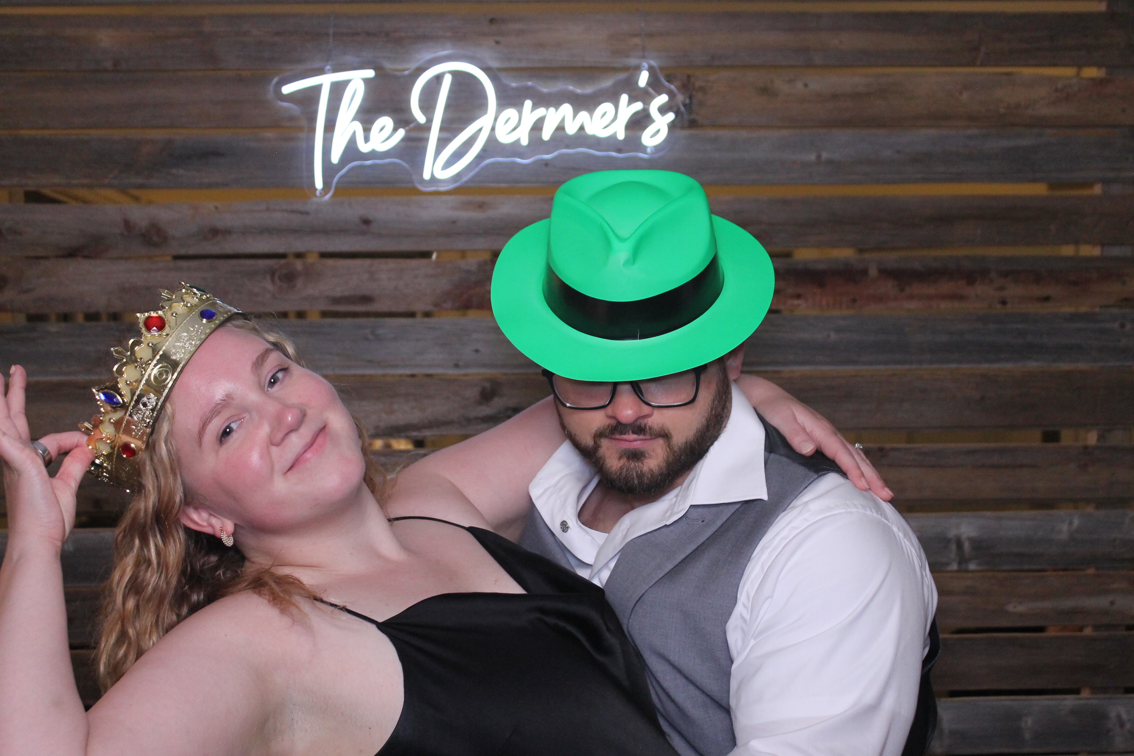 The Dermers | View more photos from the event at gallery.photoboothcincy.com/u/PhotoBoothCincy/The-Dermers