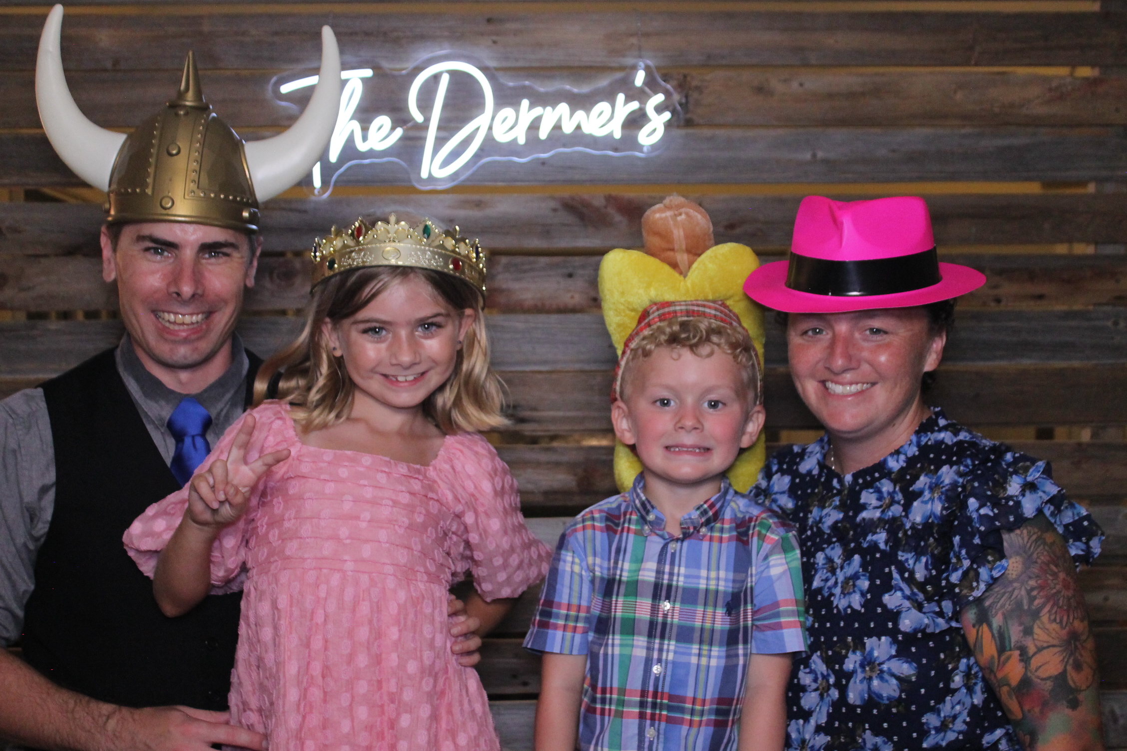 The Dermers | View more photos from the event at gallery.photoboothcincy.com/u/PhotoBoothCincy/The-Dermers