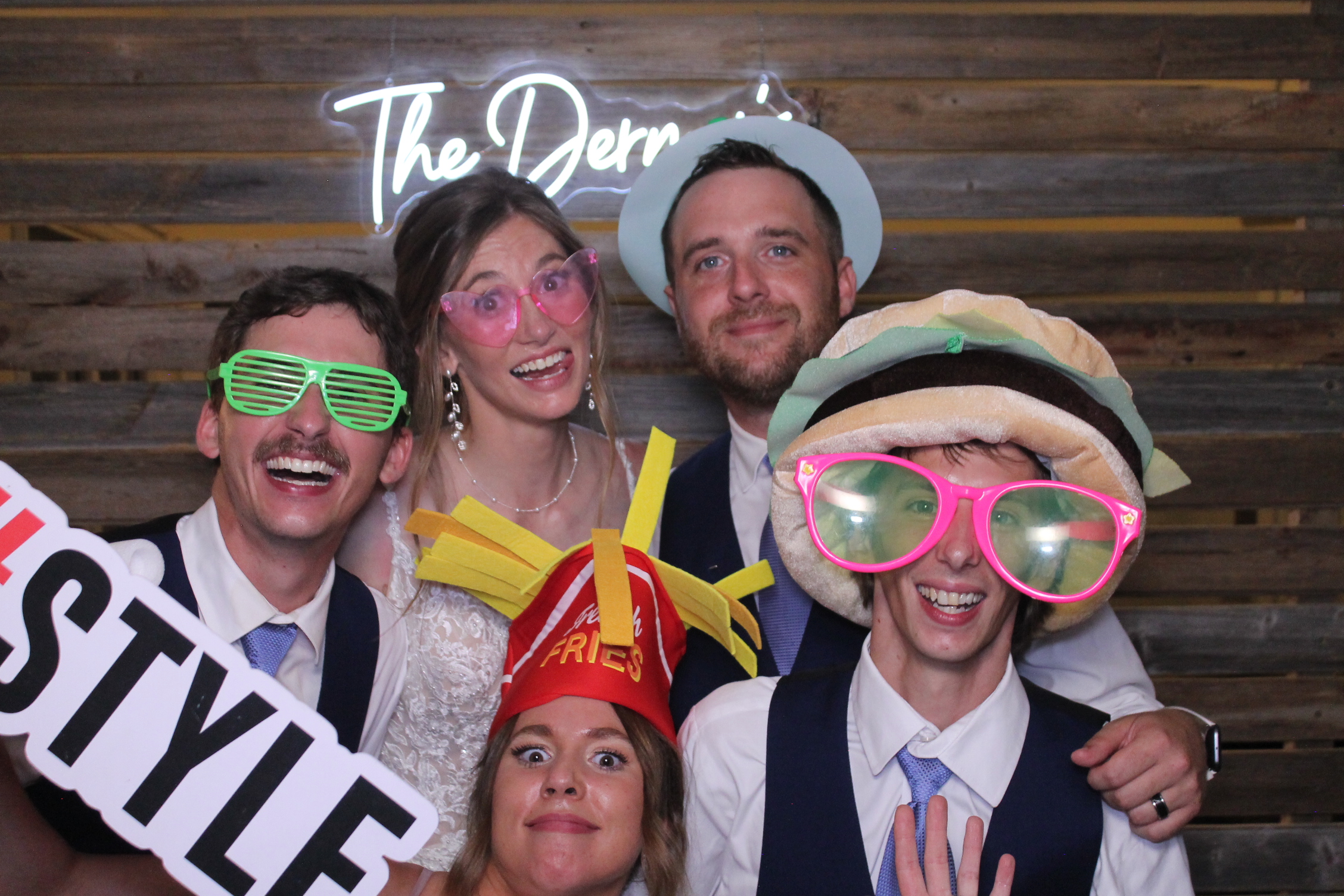 The Dermers | View more photos from the event at gallery.photoboothcincy.com/u/PhotoBoothCincy/The-Dermers