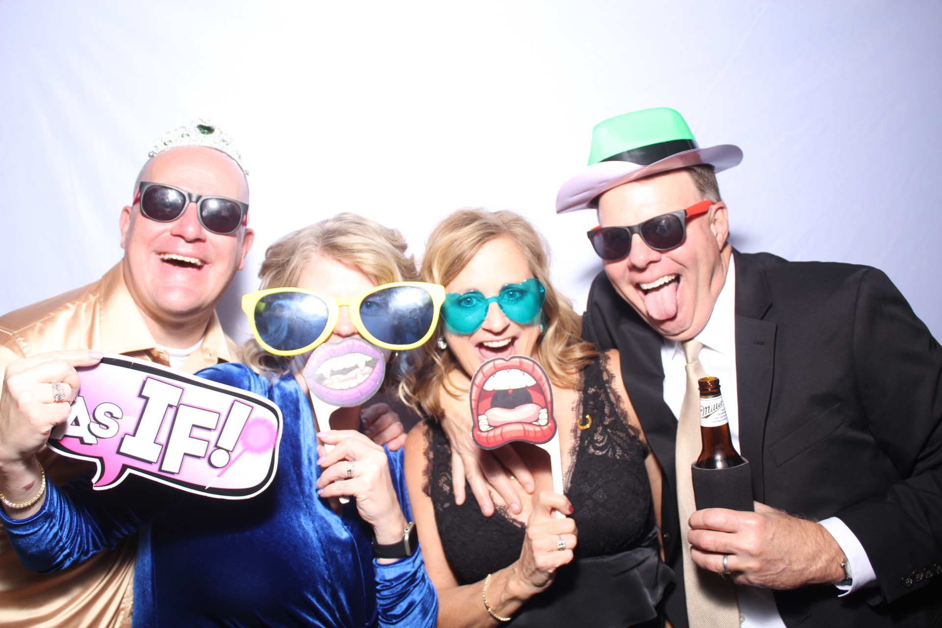 The Diamond Jubilee, A Night To Shine, Celebrating 75 Years of Bishop Brossart High School | View more photos from the event at gallery.photoboothcincy.com/u/PhotoBoothCincy/The-Diamond-Jubilee-A-Night-To-Shine-Celebrating-75-Years-of-Bishop-Brossart-High