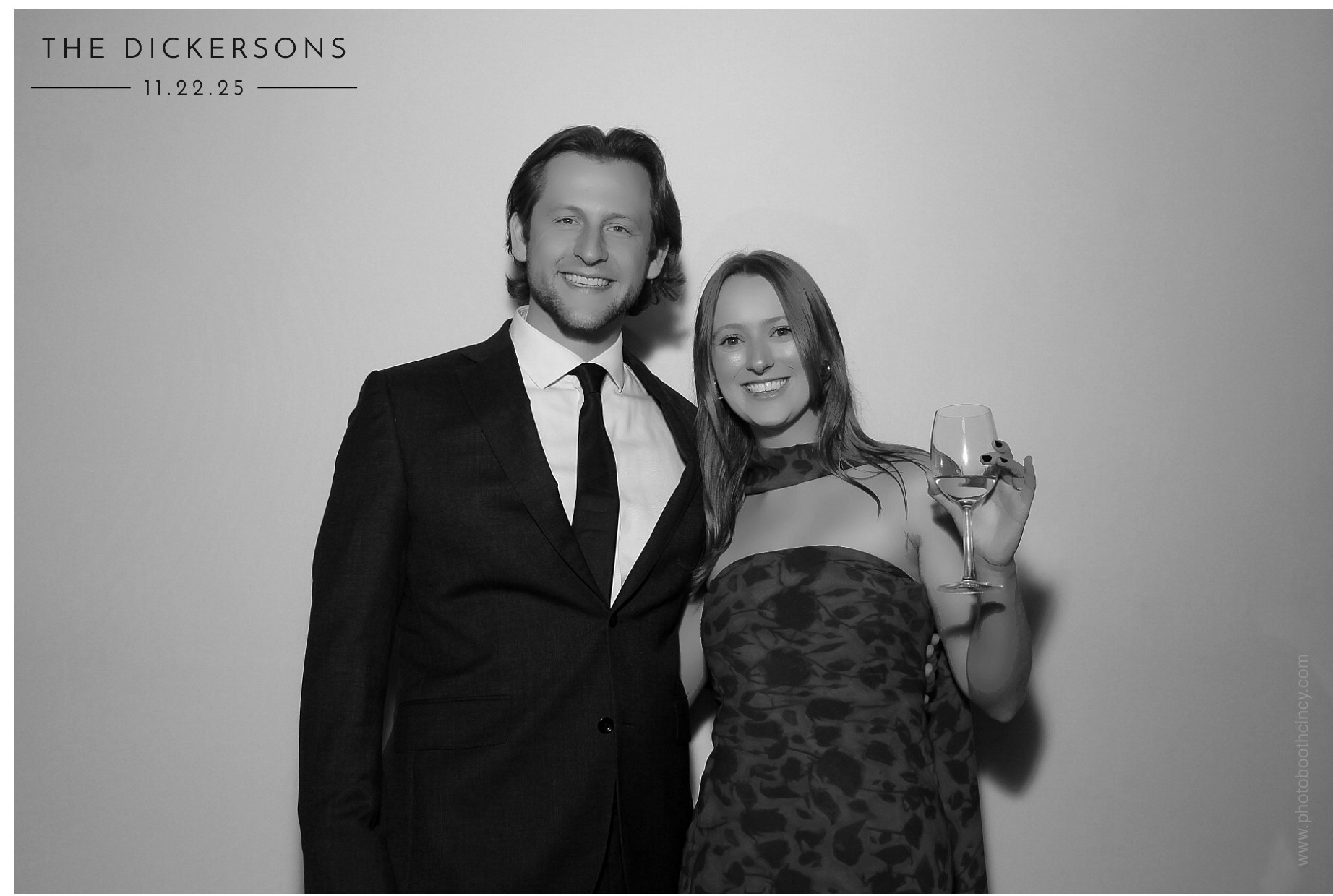 The Dickersons | View more photos from the event at gallery.photoboothcincy.com/u/PhotoBoothCincy/The-Dickersons