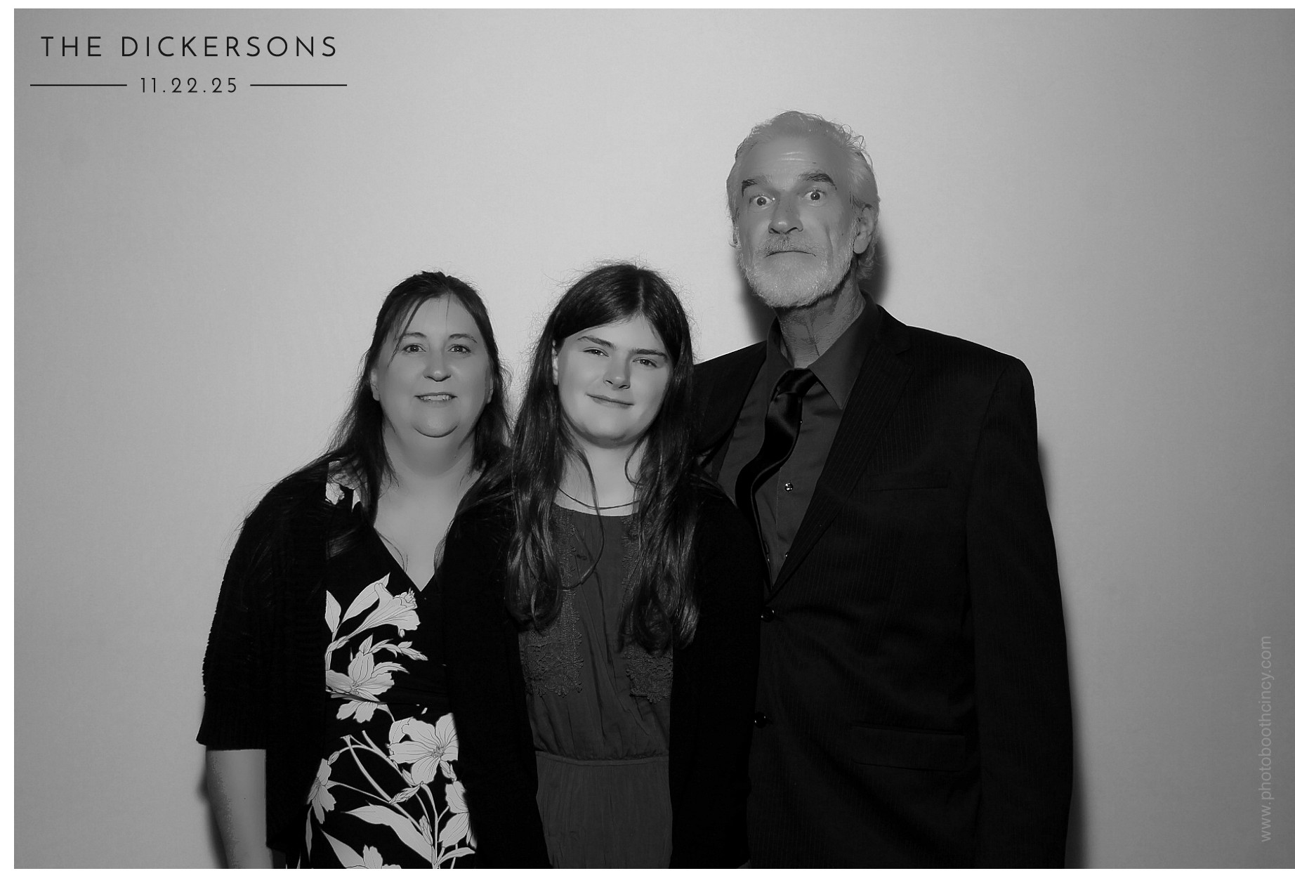 The Dickersons | View more photos from the event at gallery.photoboothcincy.com/u/PhotoBoothCincy/The-Dickersons
