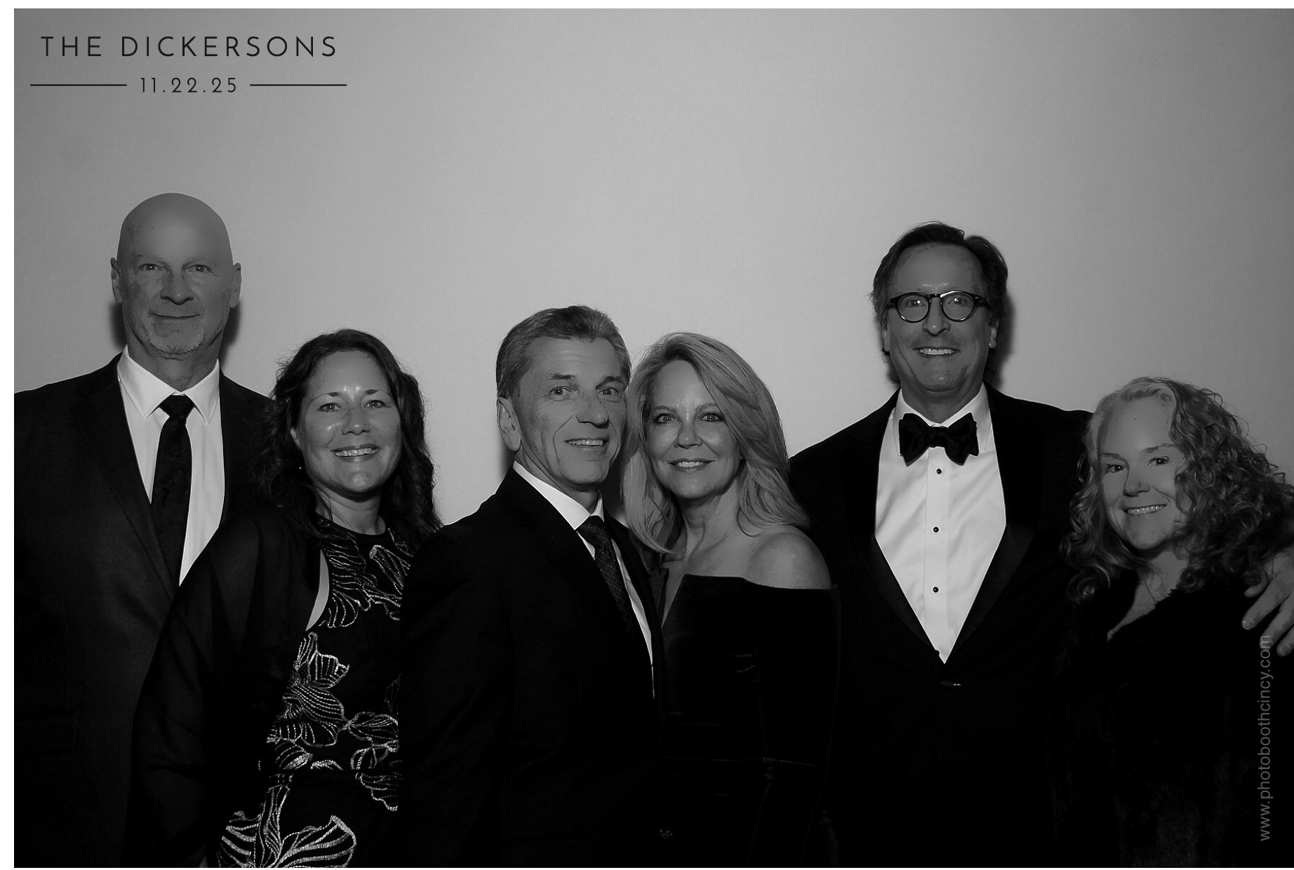 The Dickersons | View more photos from the event at gallery.photoboothcincy.com/u/PhotoBoothCincy/The-Dickersons