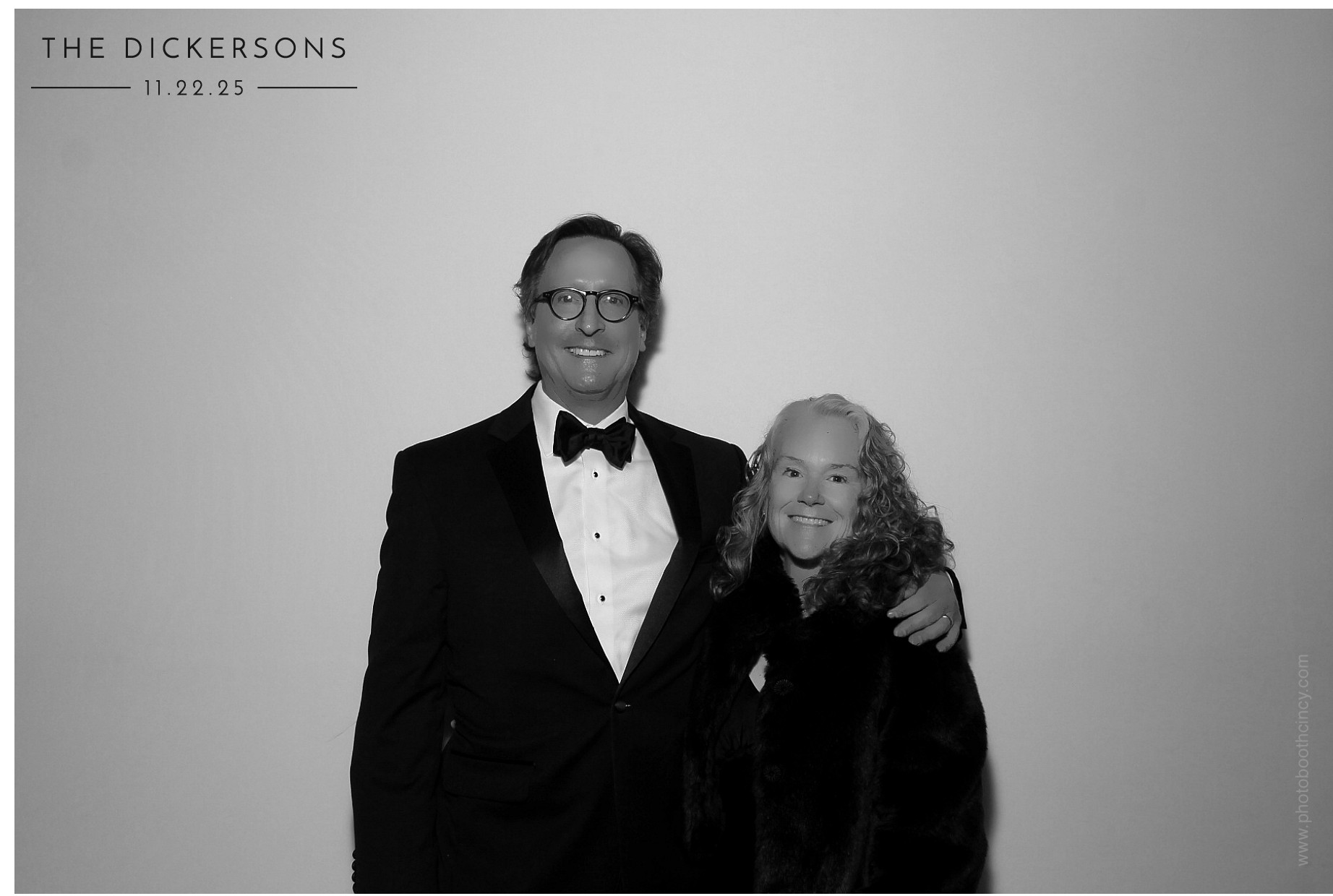 The Dickersons | View more photos from the event at gallery.photoboothcincy.com/u/PhotoBoothCincy/The-Dickersons