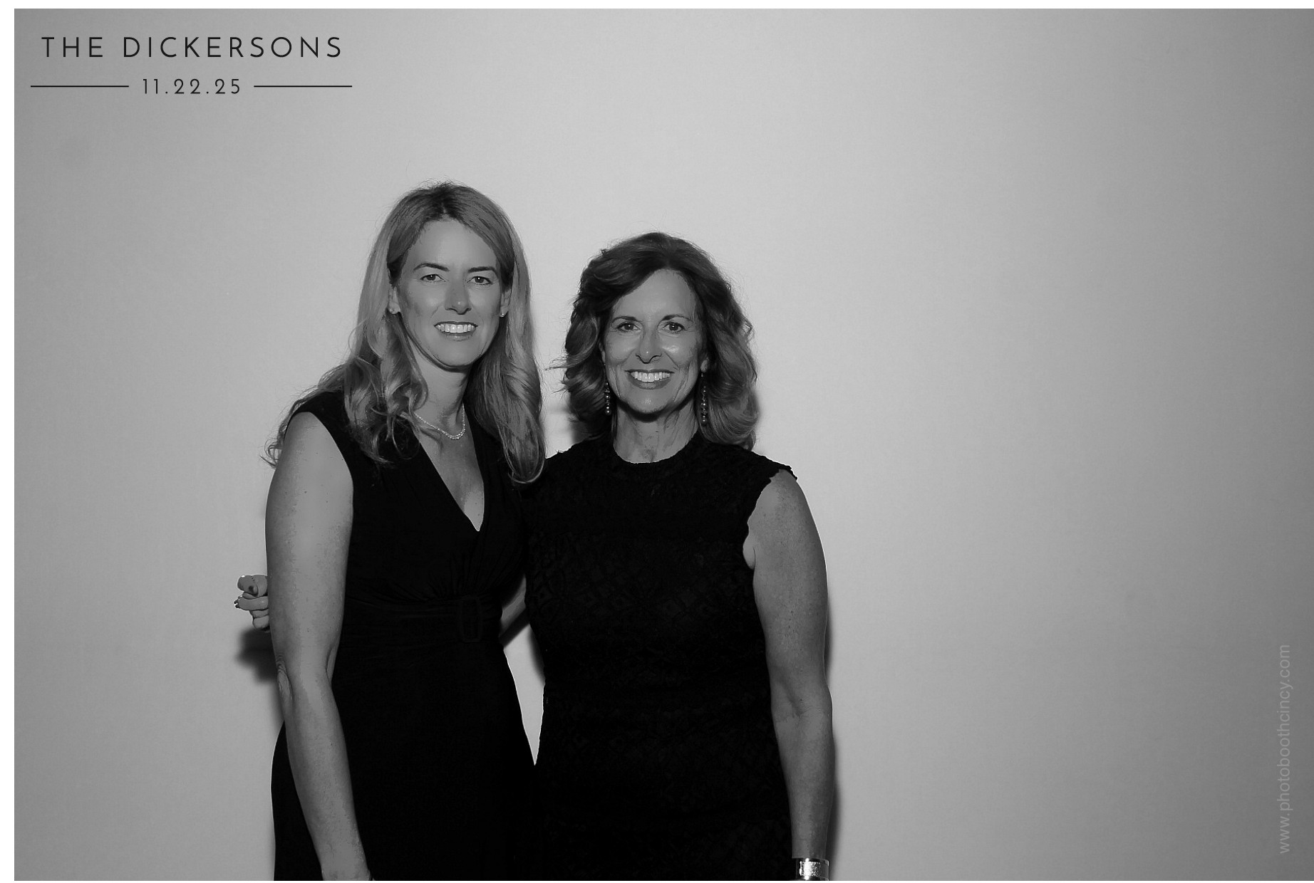 The Dickersons | View more photos from the event at gallery.photoboothcincy.com/u/PhotoBoothCincy/The-Dickersons