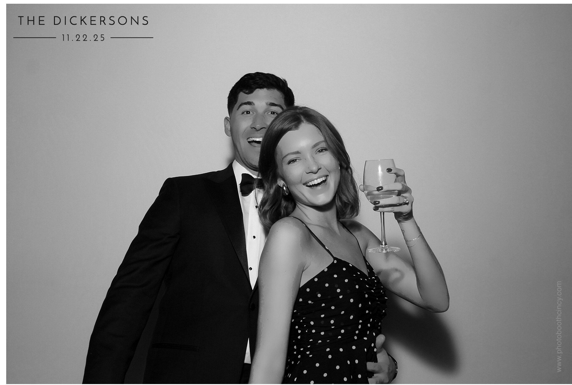 The Dickersons | View more photos from the event at gallery.photoboothcincy.com/u/PhotoBoothCincy/The-Dickersons