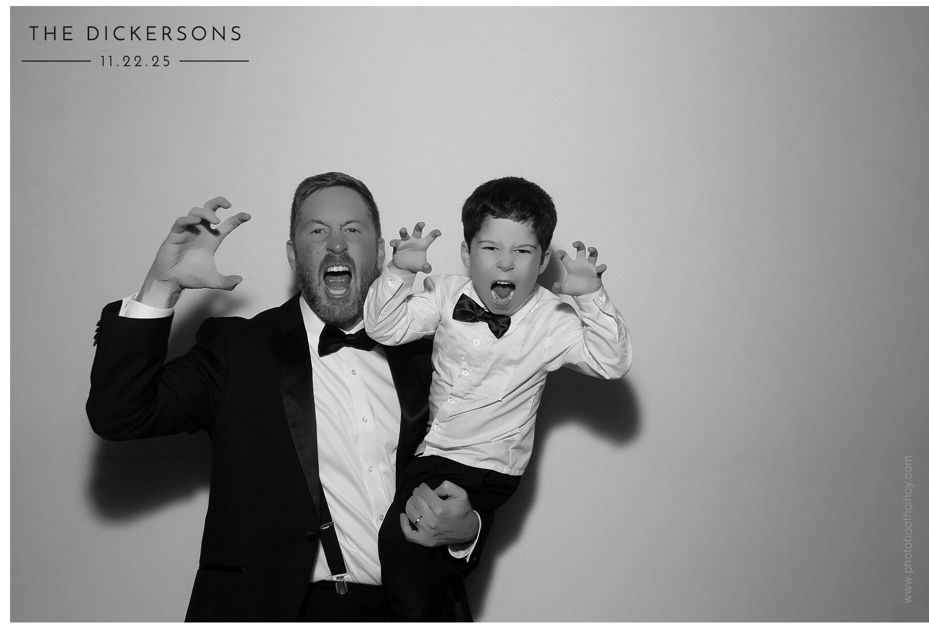 The Dickersons | View more photos from the event at gallery.photoboothcincy.com/u/PhotoBoothCincy/The-Dickersons