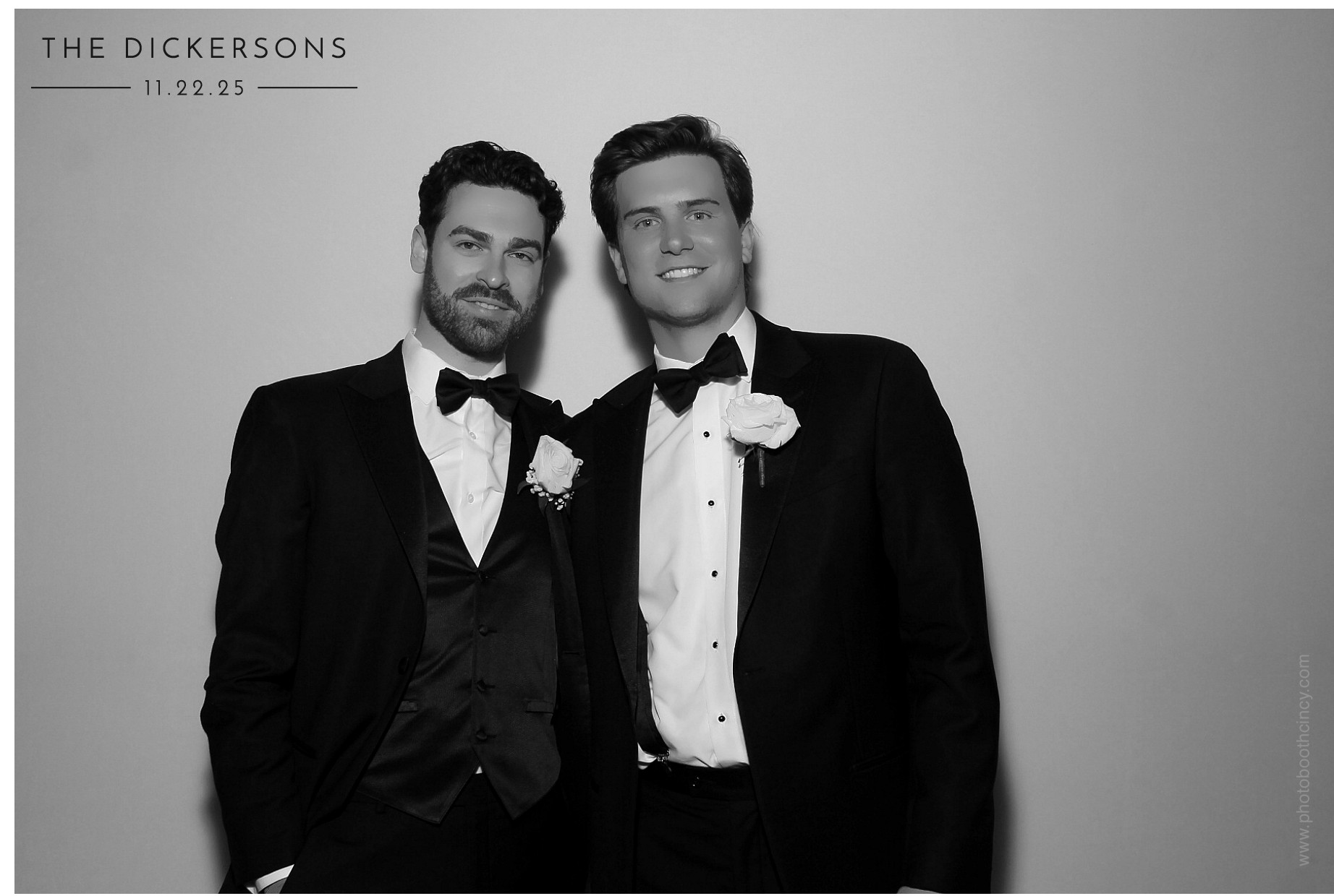 The Dickersons | View more photos from the event at gallery.photoboothcincy.com/u/PhotoBoothCincy/The-Dickersons