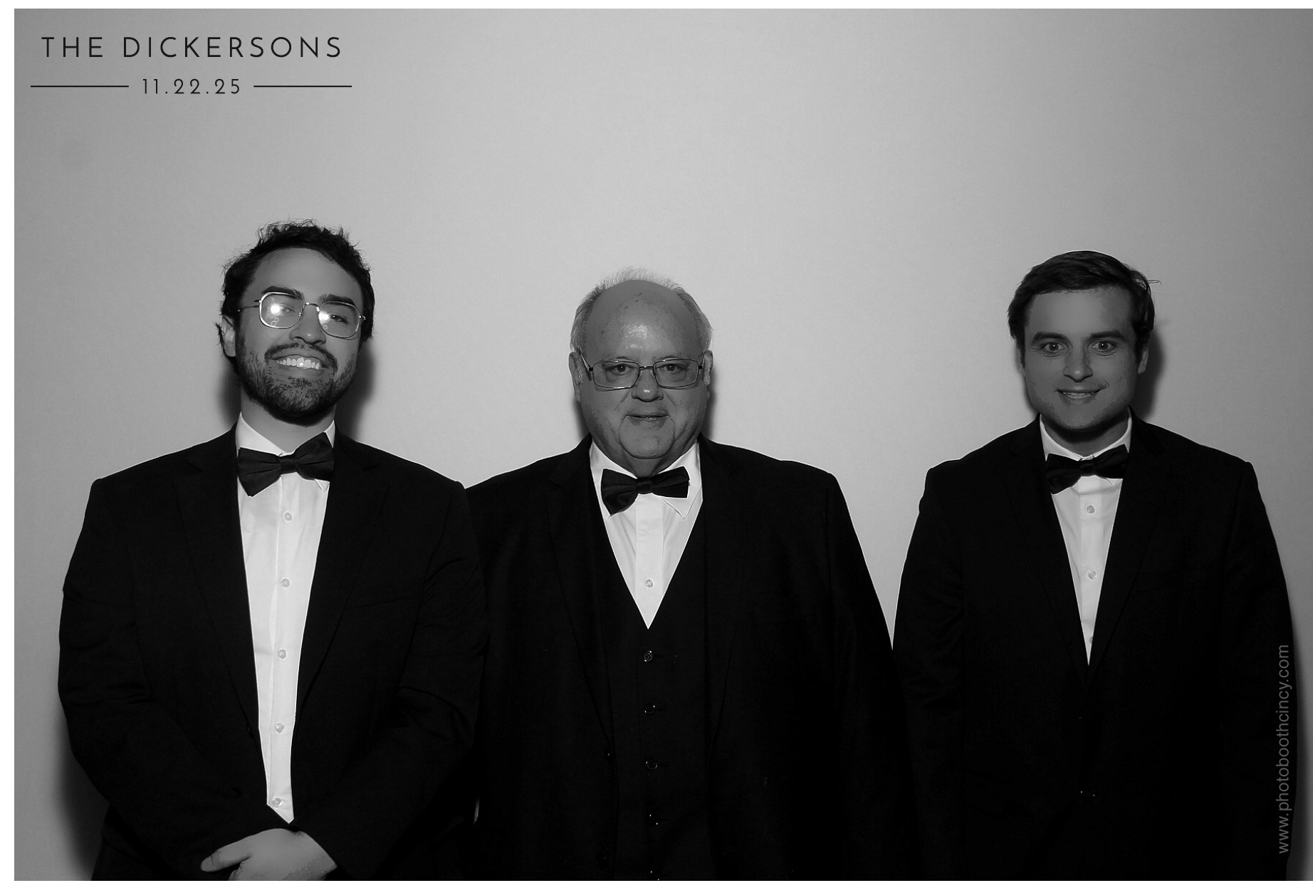 The Dickersons | View more photos from the event at gallery.photoboothcincy.com/u/PhotoBoothCincy/The-Dickersons