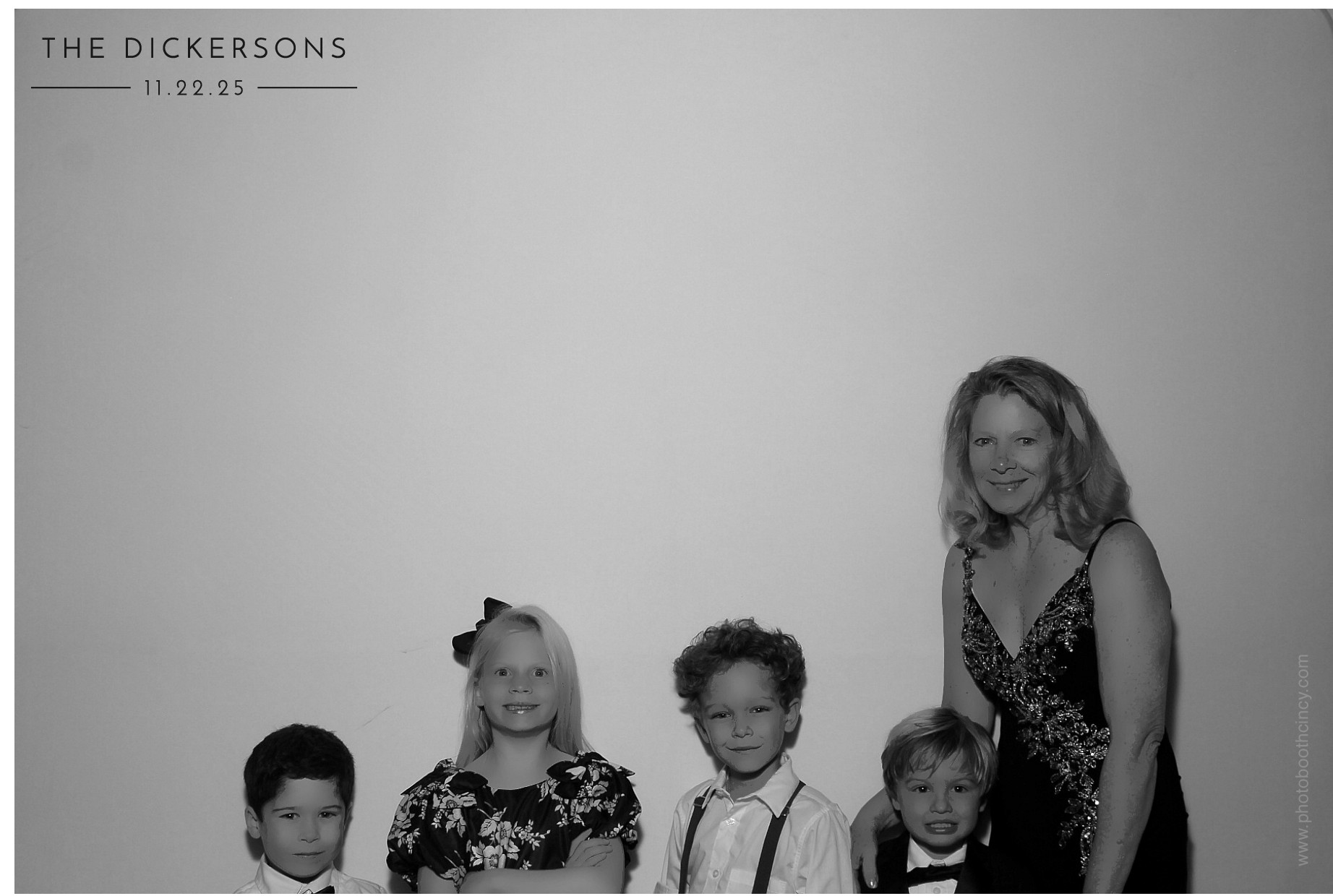The Dickersons | View more photos from the event at gallery.photoboothcincy.com/u/PhotoBoothCincy/The-Dickersons