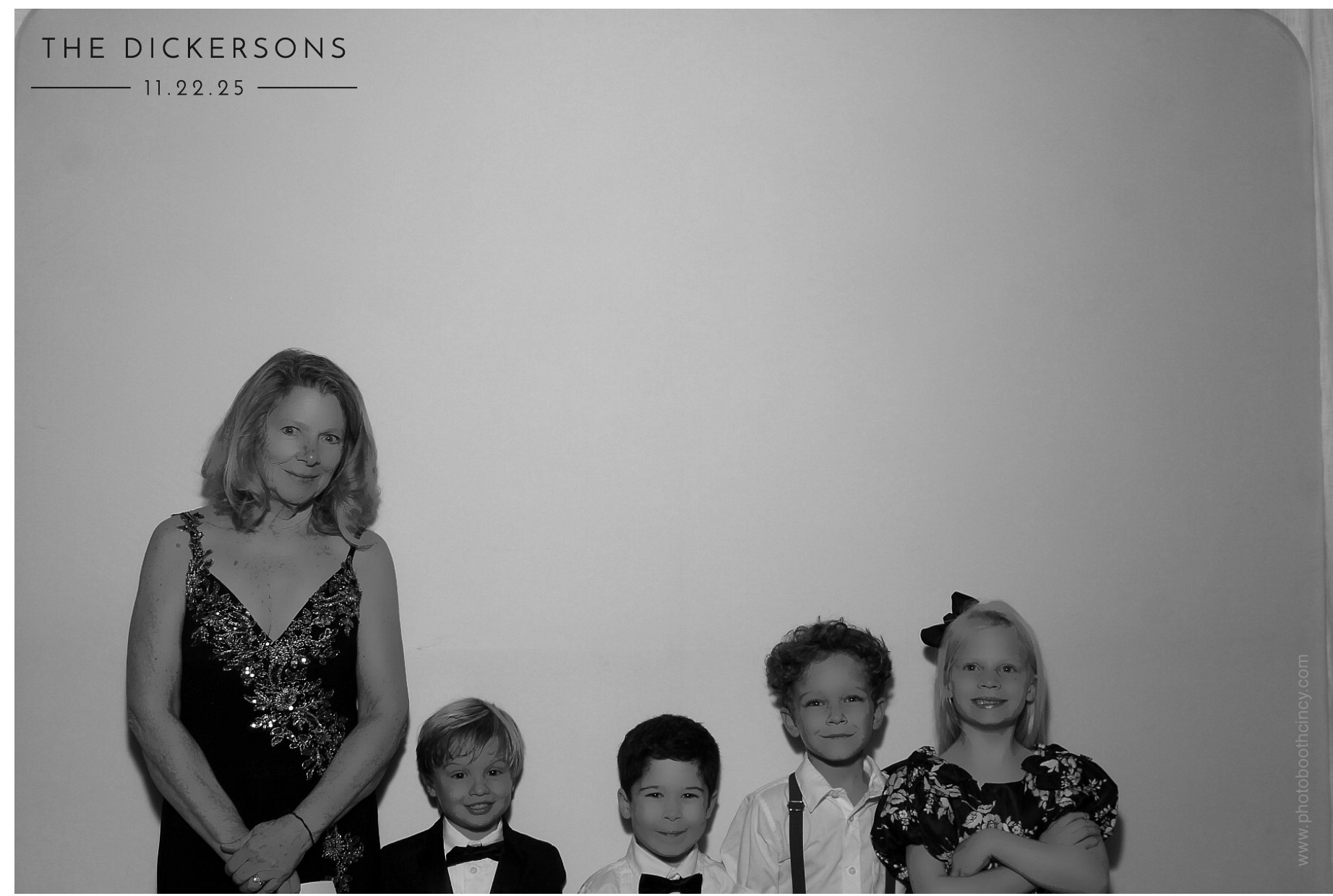 The Dickersons | View more photos from the event at gallery.photoboothcincy.com/u/PhotoBoothCincy/The-Dickersons