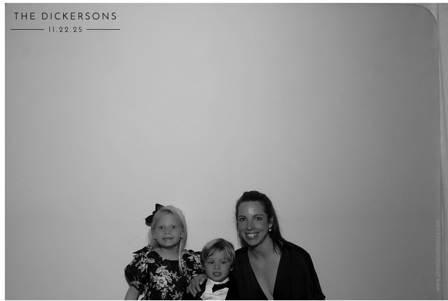 The Dickersons | View more photos from the event at gallery.photoboothcincy.com/u/PhotoBoothCincy/The-Dickersons