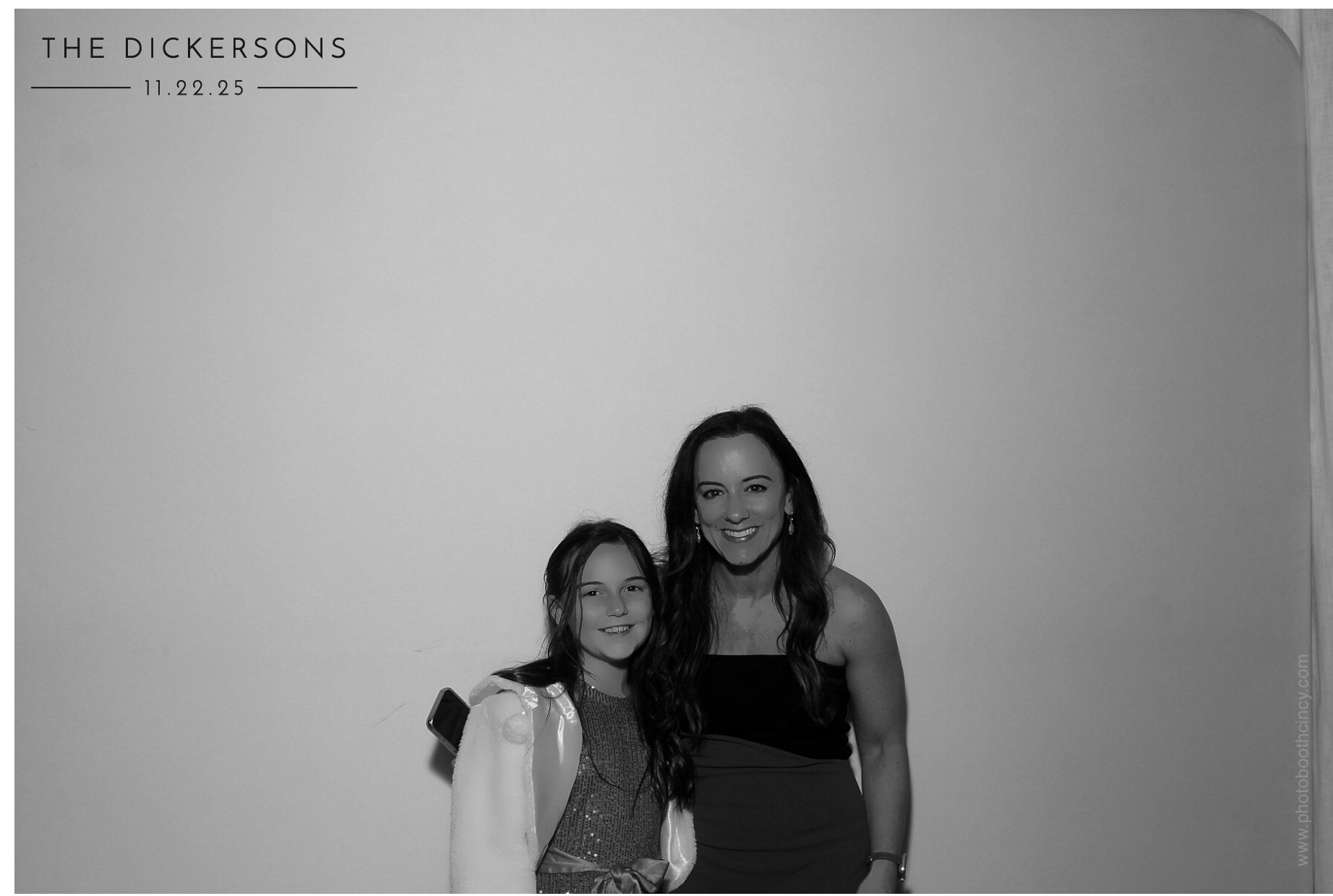 The Dickersons | View more photos from the event at gallery.photoboothcincy.com/u/PhotoBoothCincy/The-Dickersons