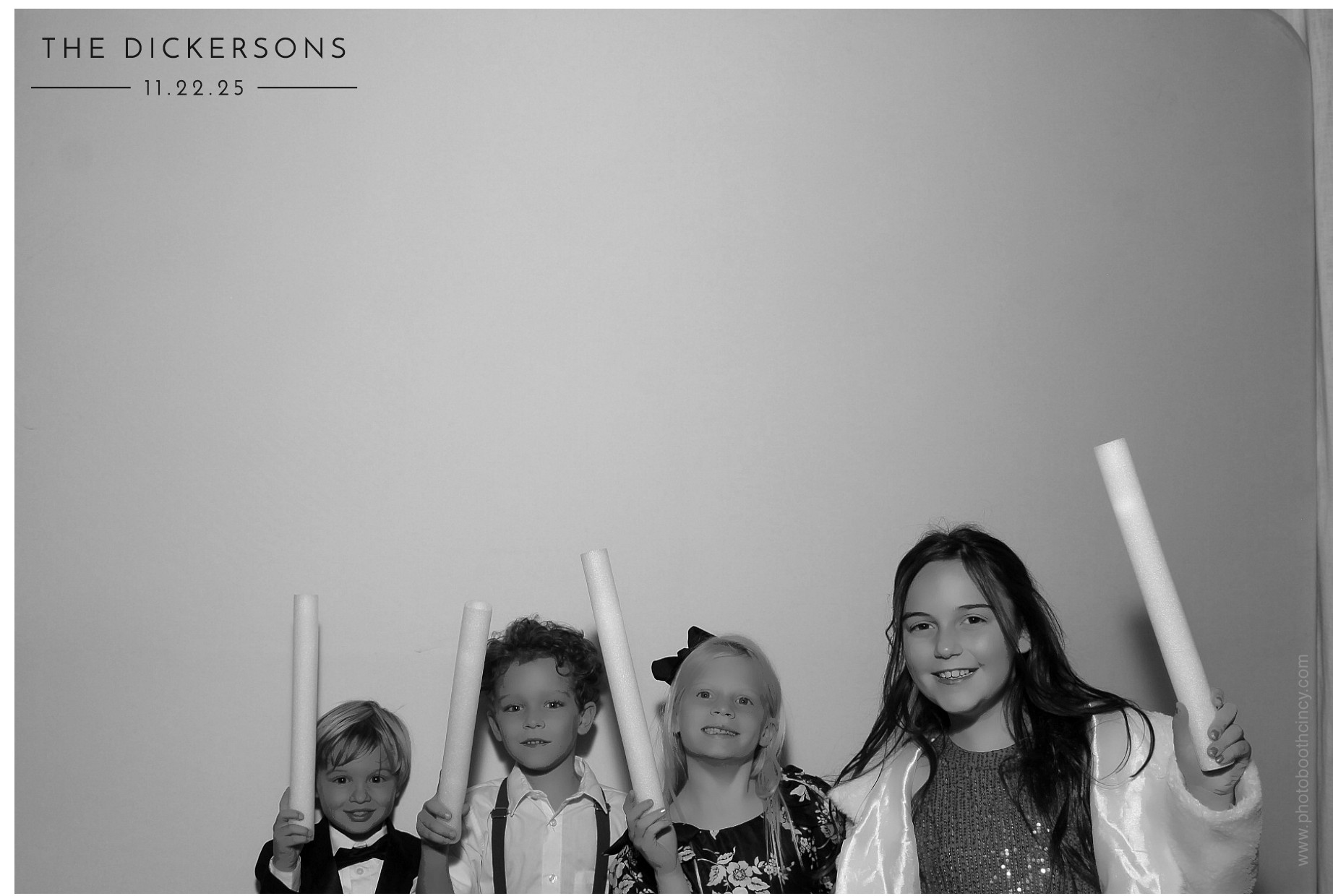 The Dickersons | View more photos from the event at gallery.photoboothcincy.com/u/PhotoBoothCincy/The-Dickersons