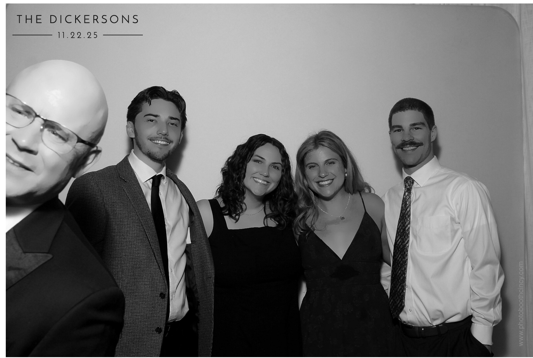 The Dickersons | View more photos from the event at gallery.photoboothcincy.com/u/PhotoBoothCincy/The-Dickersons