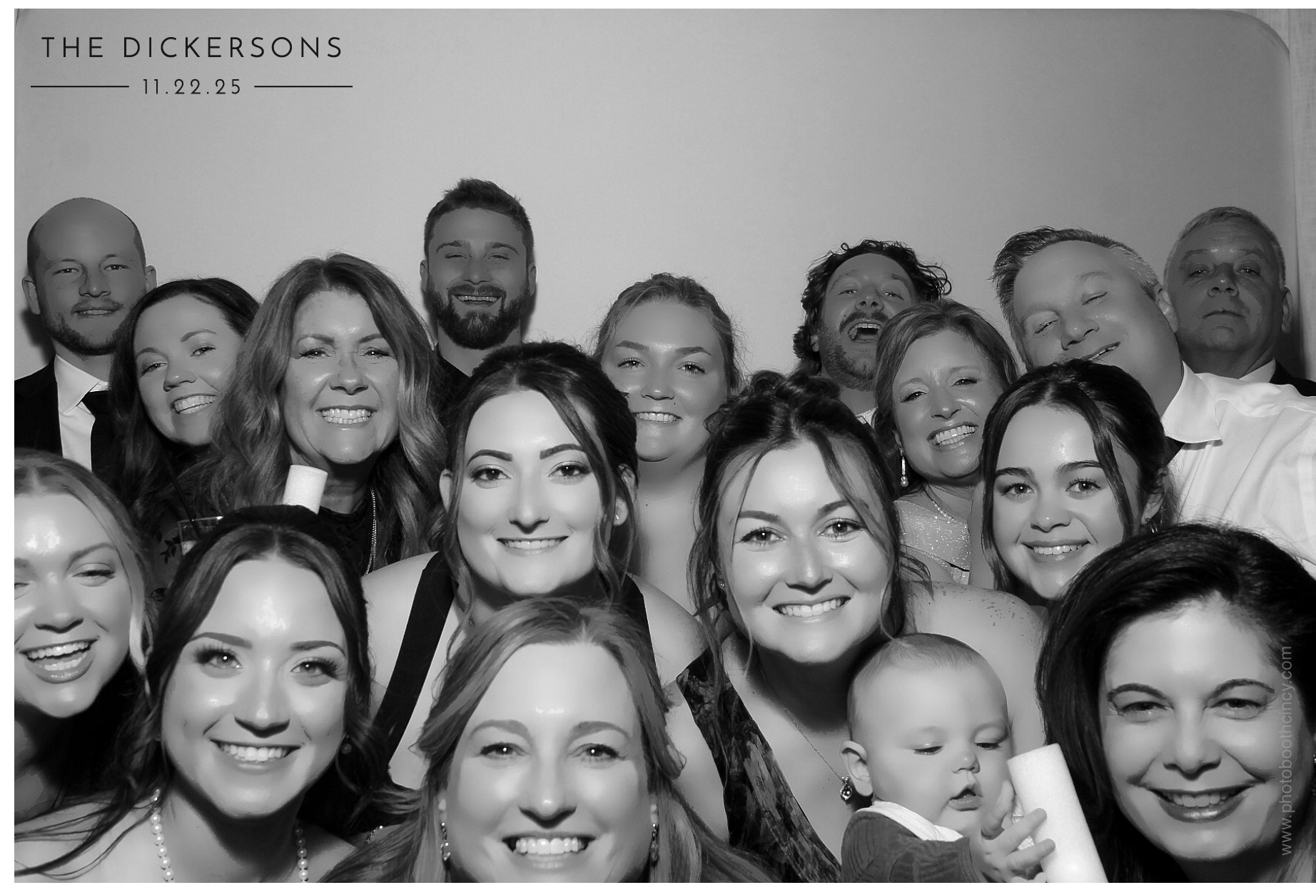 The Dickersons | View more photos from the event at gallery.photoboothcincy.com/u/PhotoBoothCincy/The-Dickersons
