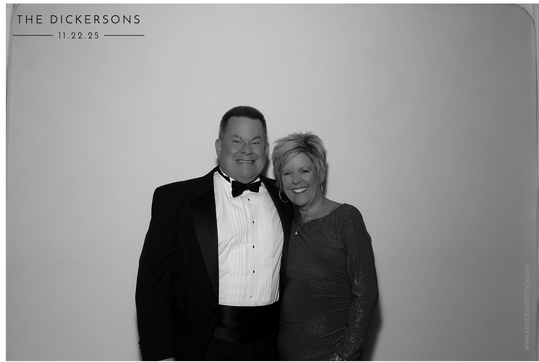 The Dickersons | View more photos from the event at gallery.photoboothcincy.com/u/PhotoBoothCincy/The-Dickersons