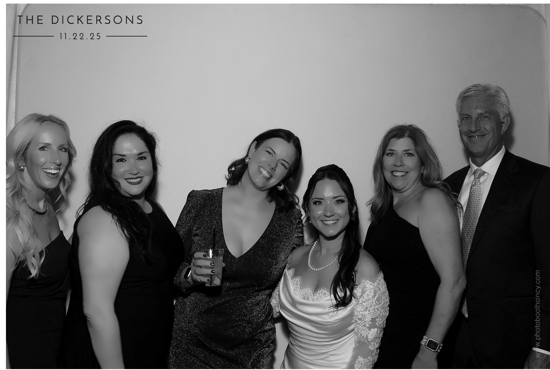 The Dickersons | View more photos from the event at gallery.photoboothcincy.com/u/PhotoBoothCincy/The-Dickersons