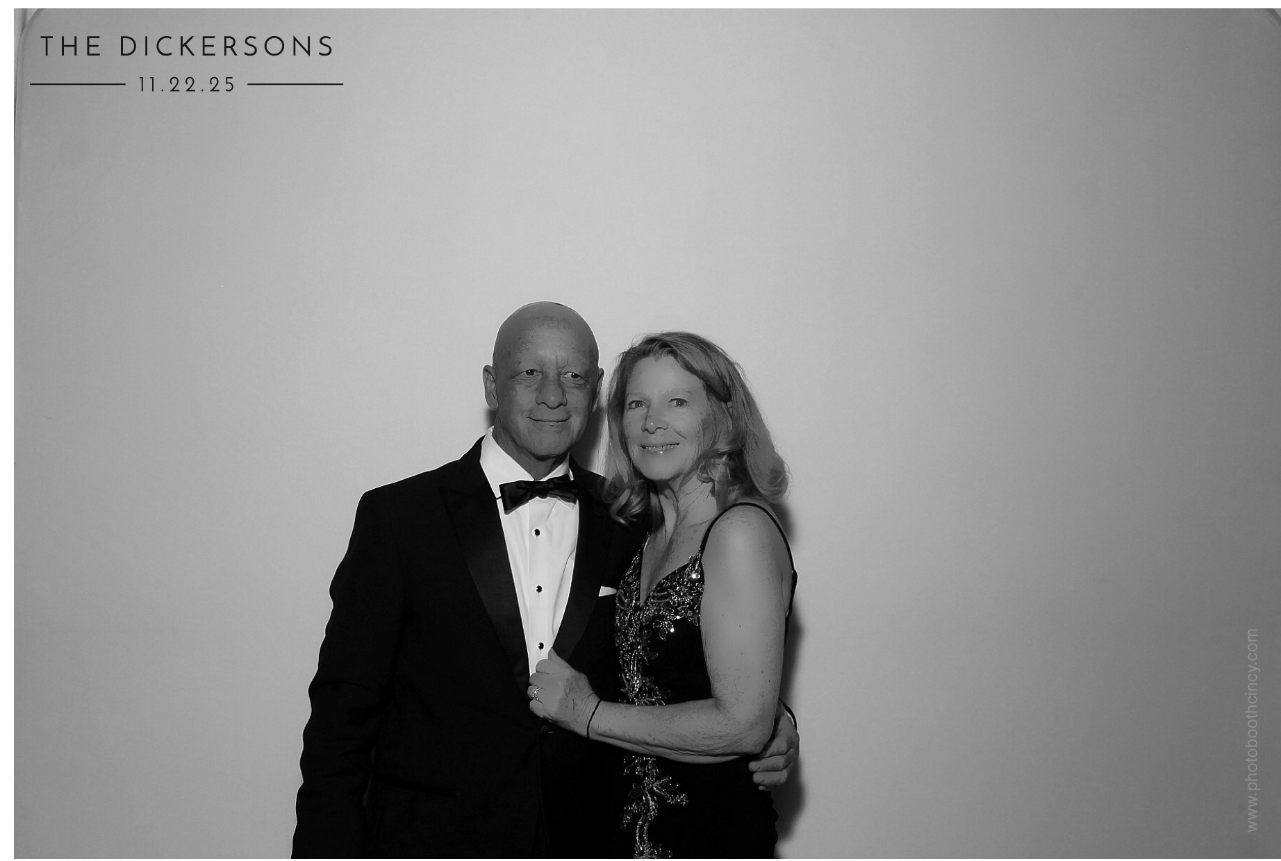 The Dickersons | View more photos from the event at gallery.photoboothcincy.com/u/PhotoBoothCincy/The-Dickersons