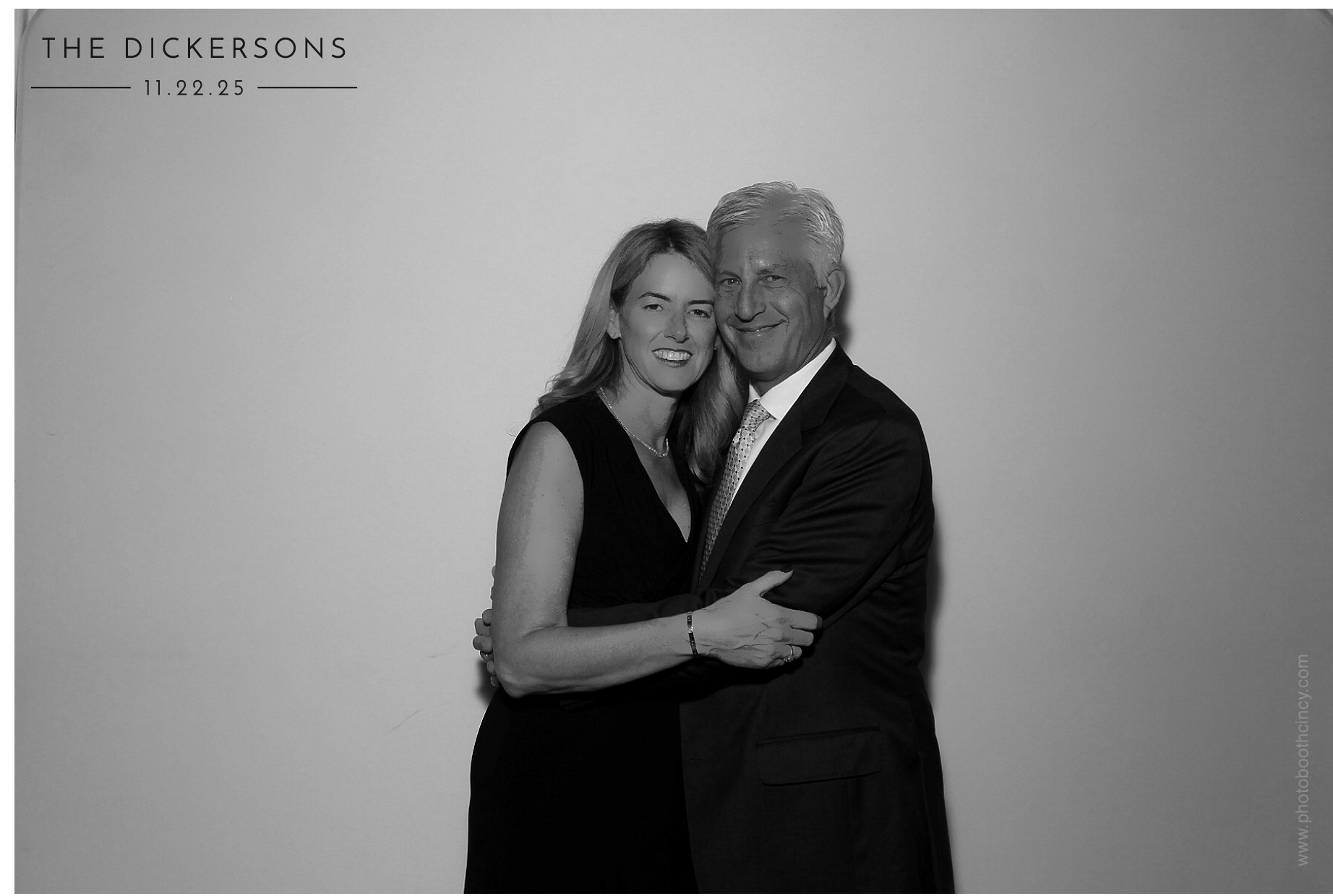 The Dickersons | View more photos from the event at gallery.photoboothcincy.com/u/PhotoBoothCincy/The-Dickersons