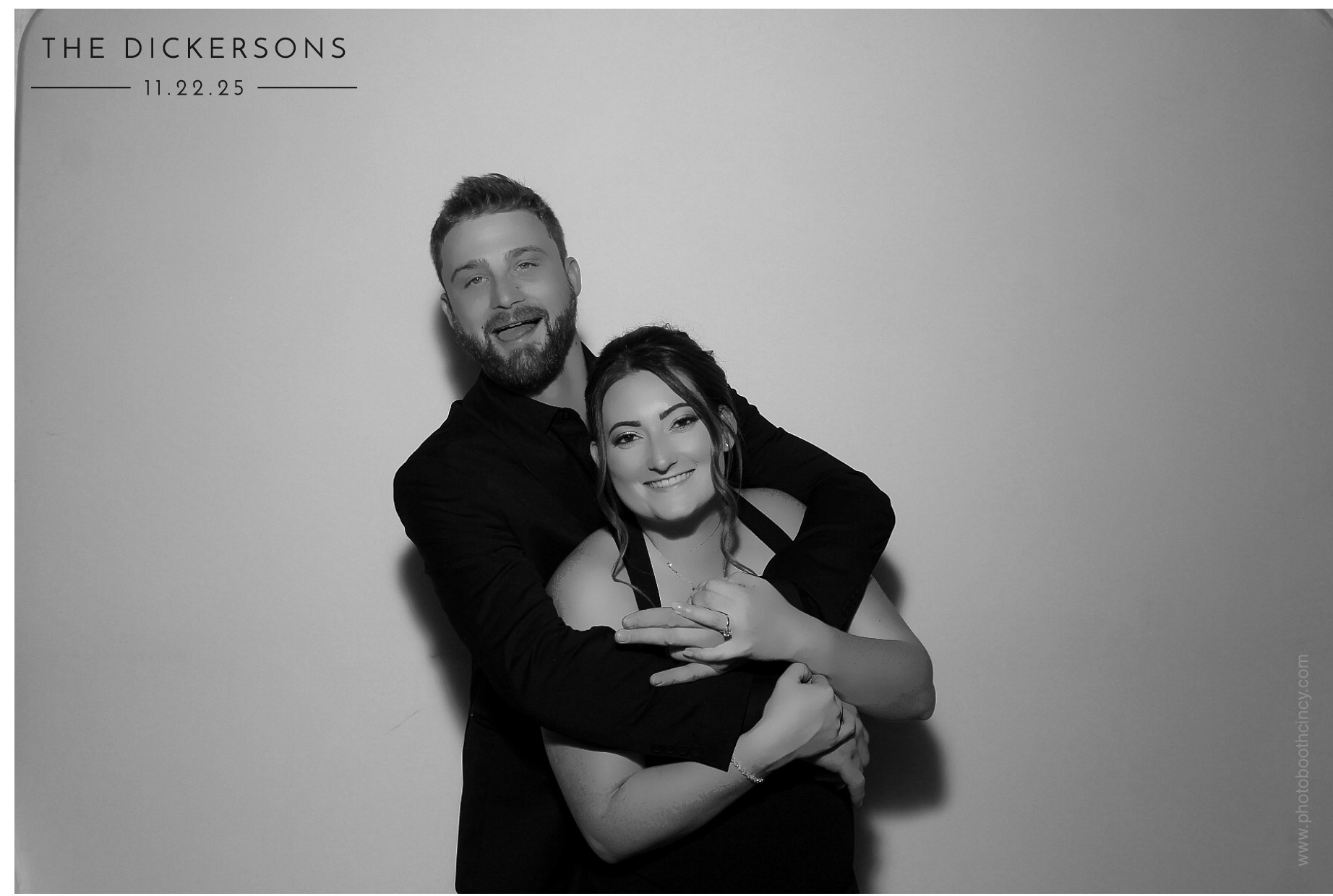 The Dickersons | View more photos from the event at gallery.photoboothcincy.com/u/PhotoBoothCincy/The-Dickersons