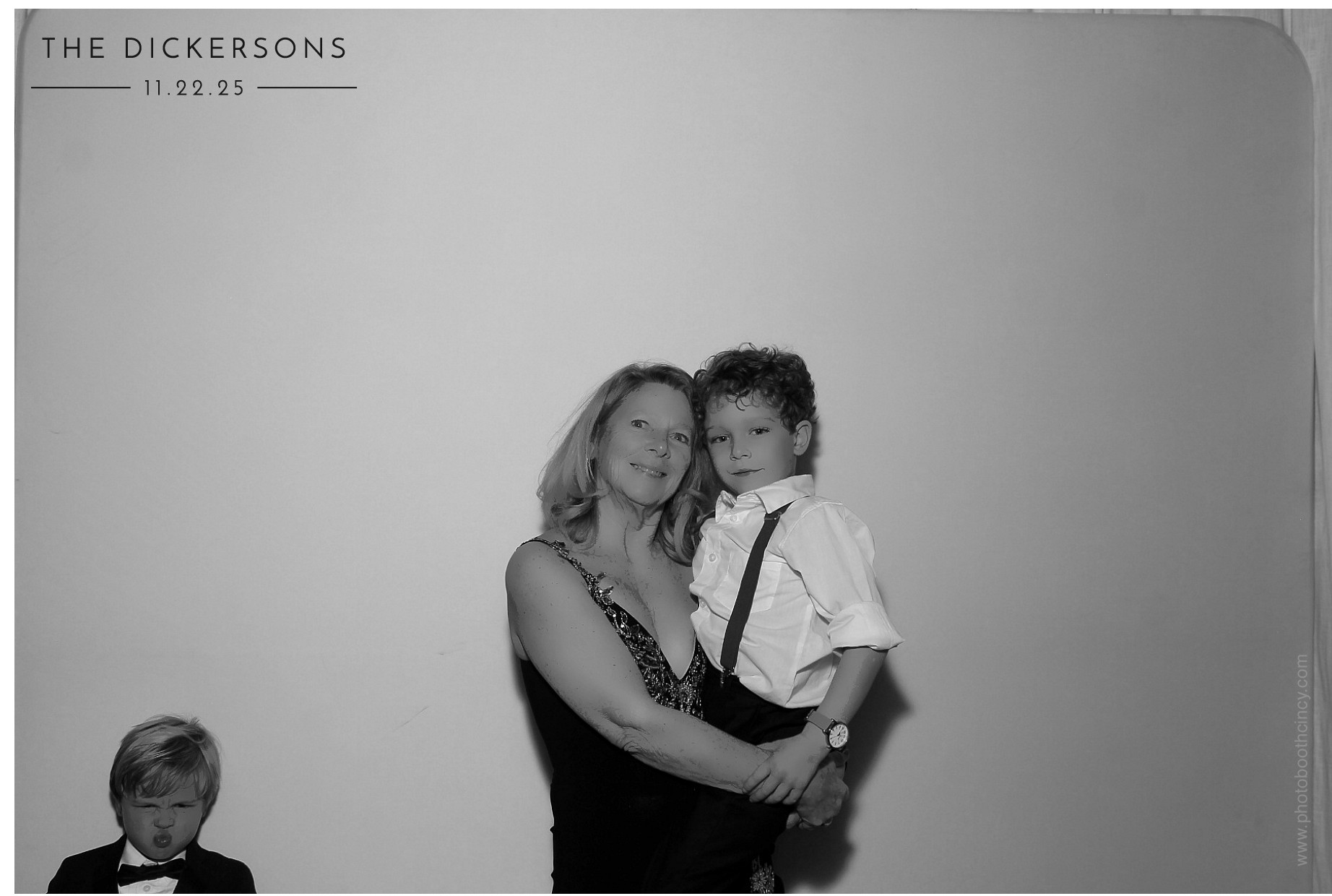 The Dickersons | View more photos from the event at gallery.photoboothcincy.com/u/PhotoBoothCincy/The-Dickersons