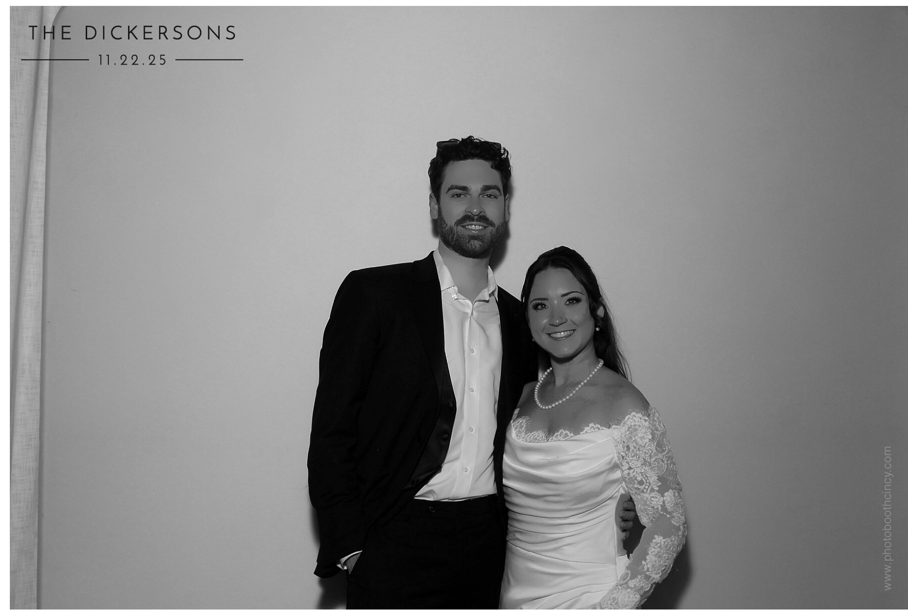 The Dickersons | View more photos from the event at gallery.photoboothcincy.com/u/PhotoBoothCincy/The-Dickersons