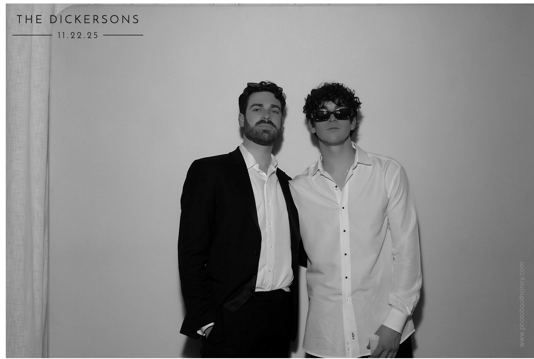 The Dickersons | View more photos from the event at gallery.photoboothcincy.com/u/PhotoBoothCincy/The-Dickersons