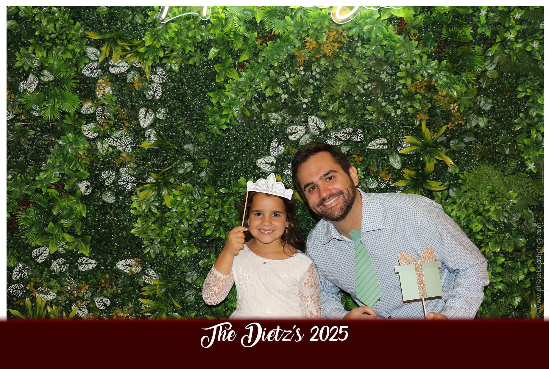 The Dietz Wedding  | View more photos from the event at gallery.photoboothcincy.com/u/PhotoBoothCincy/The-Dietz-Wedding