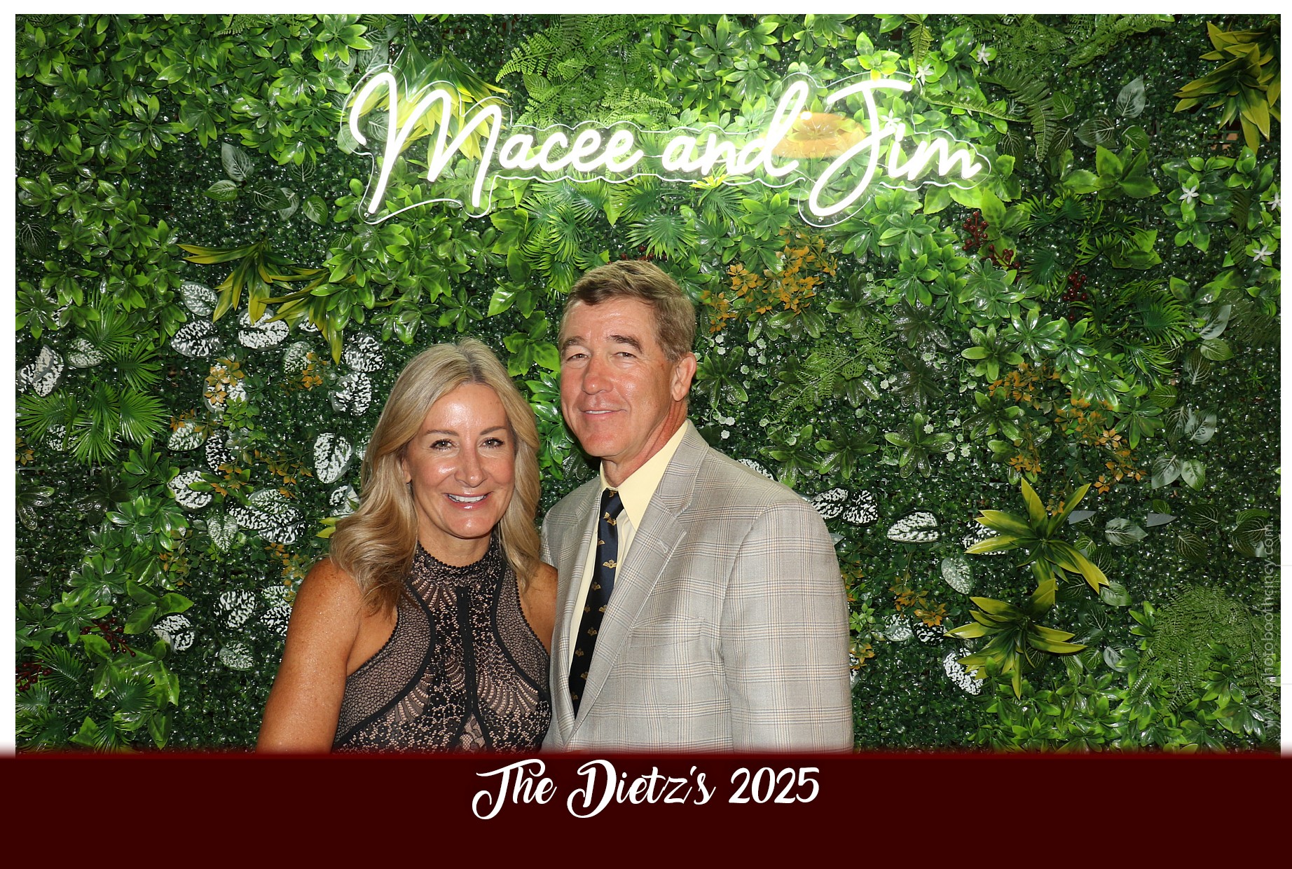 The Dietz Wedding  | View more photos from the event at gallery.photoboothcincy.com/u/PhotoBoothCincy/The-Dietz-Wedding