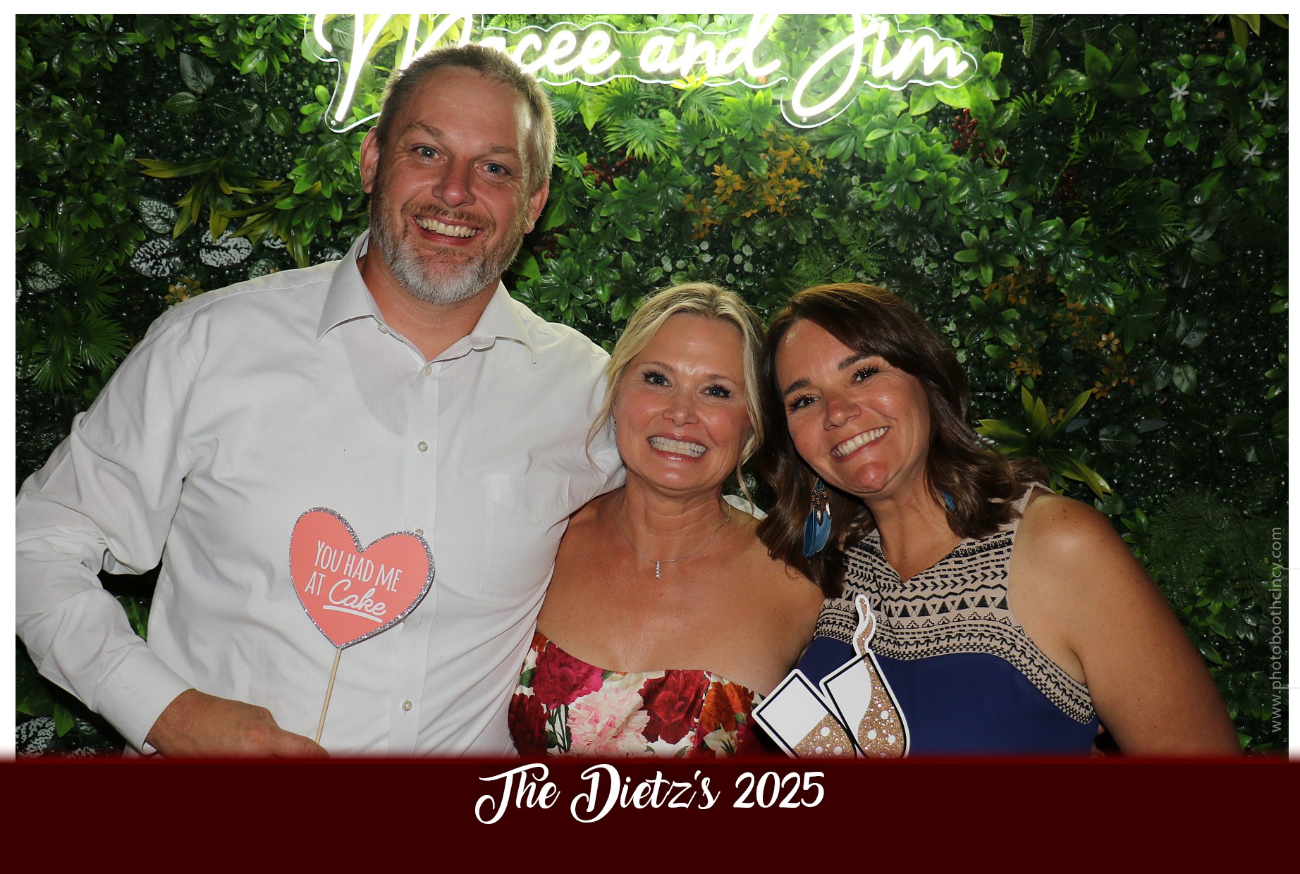 The Dietz Wedding  | View more photos from the event at gallery.photoboothcincy.com/u/PhotoBoothCincy/The-Dietz-Wedding