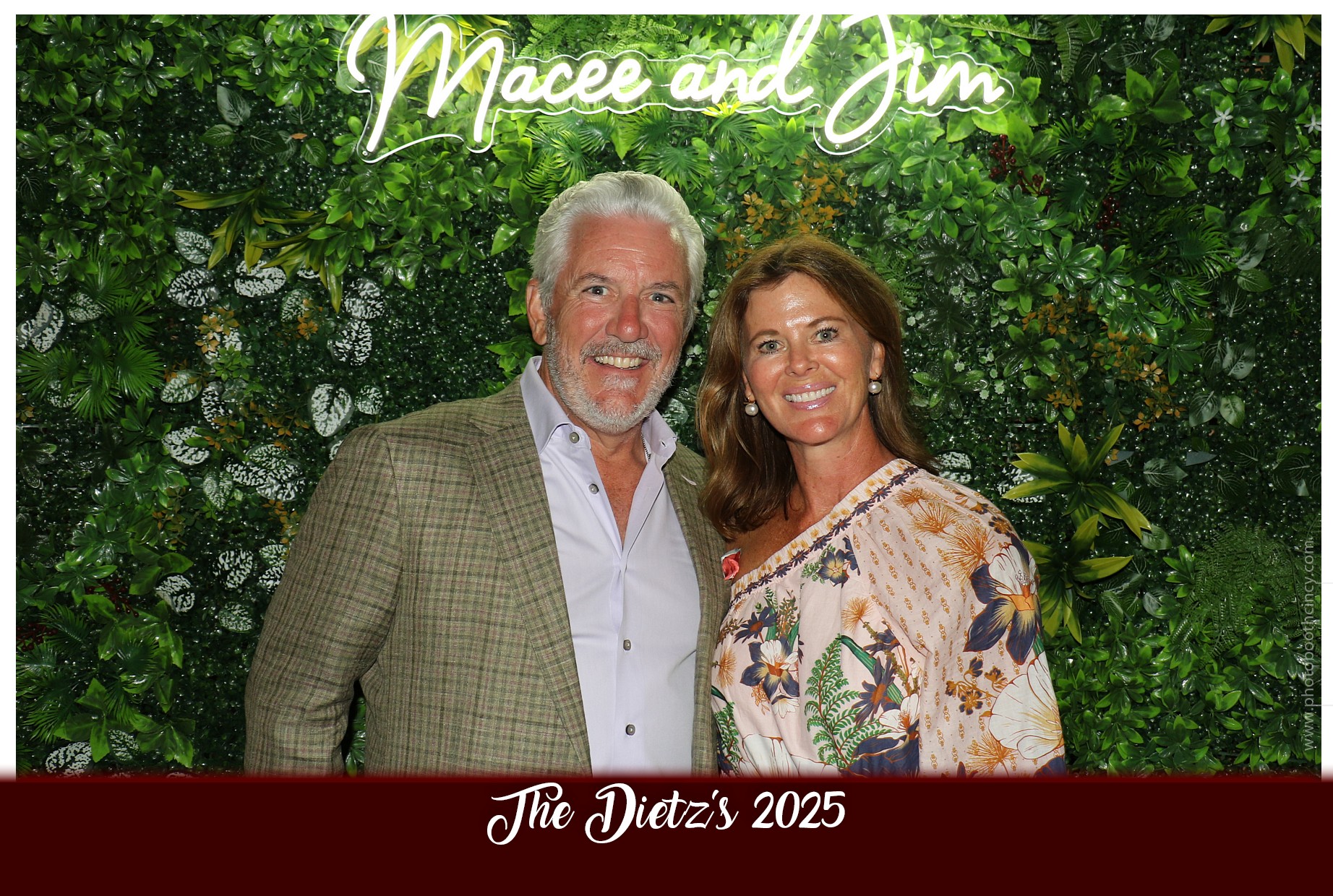 The Dietz Wedding  | View more photos from the event at gallery.photoboothcincy.com/u/PhotoBoothCincy/The-Dietz-Wedding