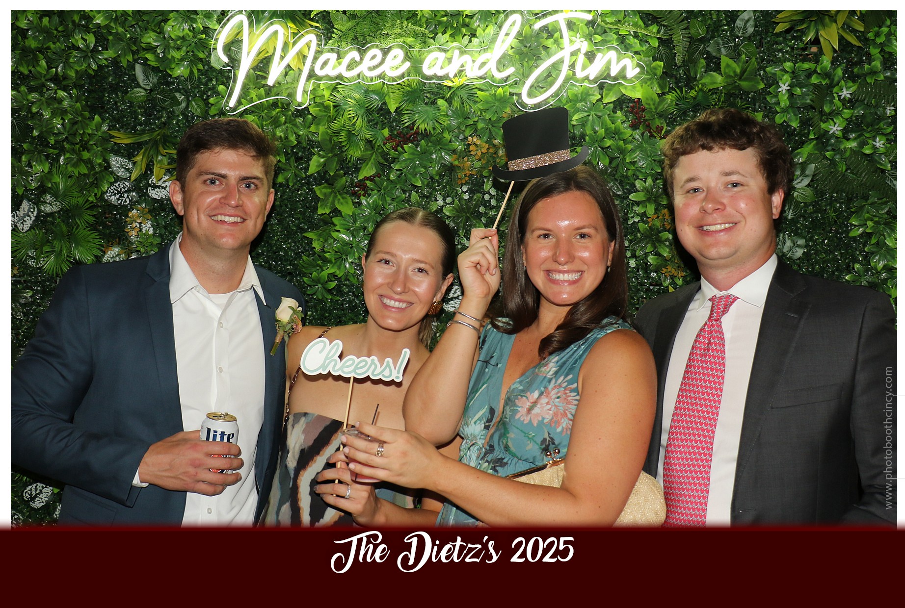The Dietz Wedding  | View more photos from the event at gallery.photoboothcincy.com/u/PhotoBoothCincy/The-Dietz-Wedding
