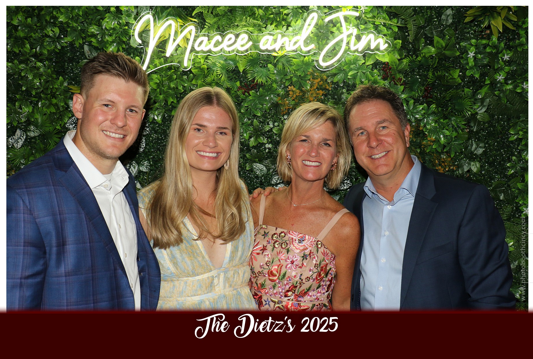 The Dietz Wedding  | View more photos from the event at gallery.photoboothcincy.com/u/PhotoBoothCincy/The-Dietz-Wedding