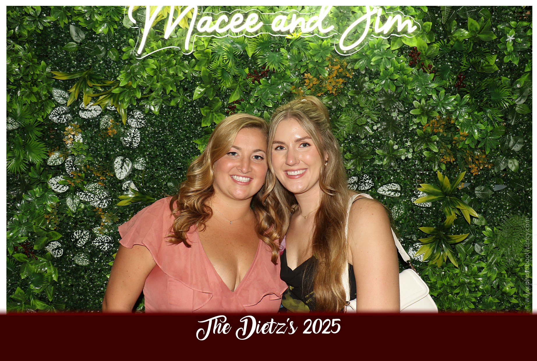 The Dietz Wedding  | View more photos from the event at gallery.photoboothcincy.com/u/PhotoBoothCincy/The-Dietz-Wedding