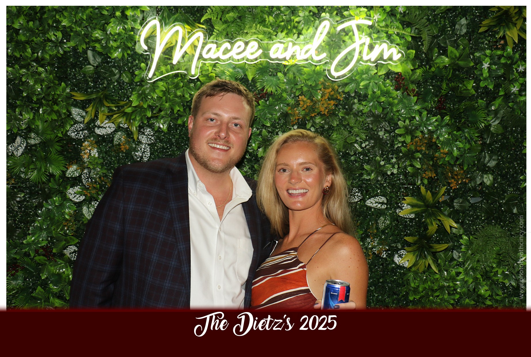 The Dietz Wedding  | View more photos from the event at gallery.photoboothcincy.com/u/PhotoBoothCincy/The-Dietz-Wedding