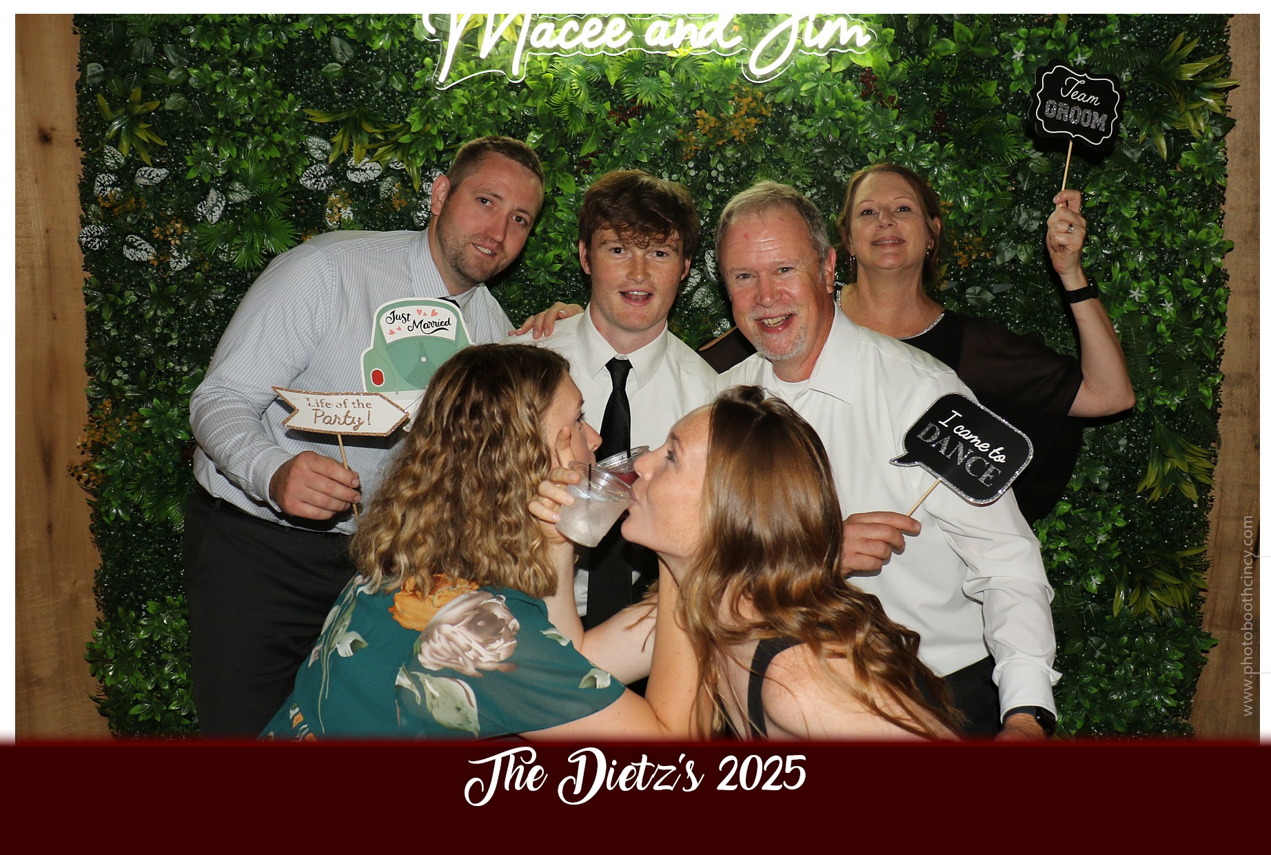 The Dietz Wedding  | View more photos from the event at gallery.photoboothcincy.com/u/PhotoBoothCincy/The-Dietz-Wedding