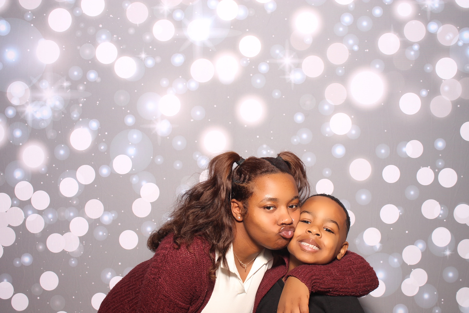 The Family Gathering | View more photos from the event at gallery.photoboothcincy.com/u/PhotoBoothCincy/The-Family-Gathering